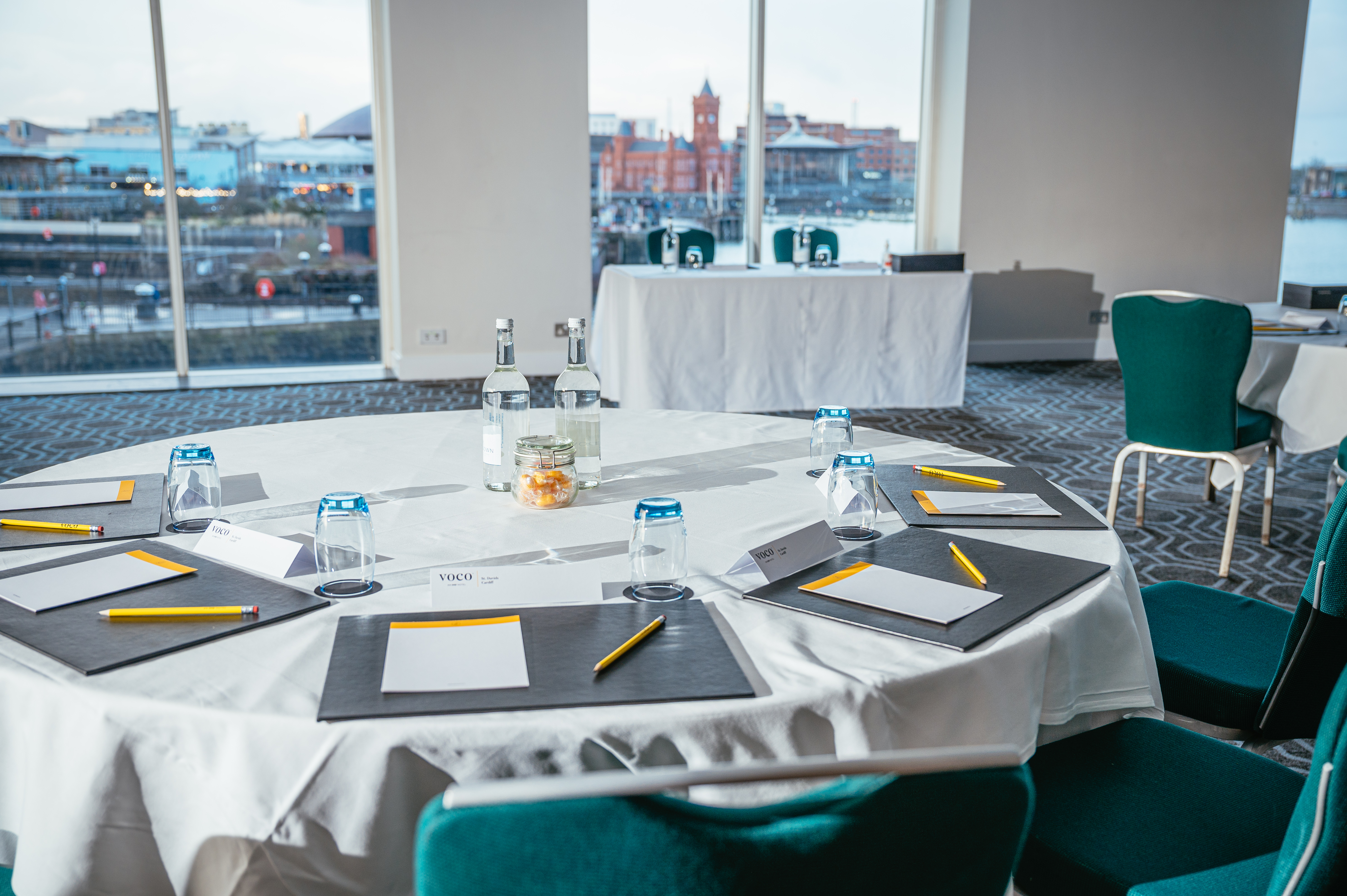 Roald Dahl Suite - 1hfqxtb22dc.jpg