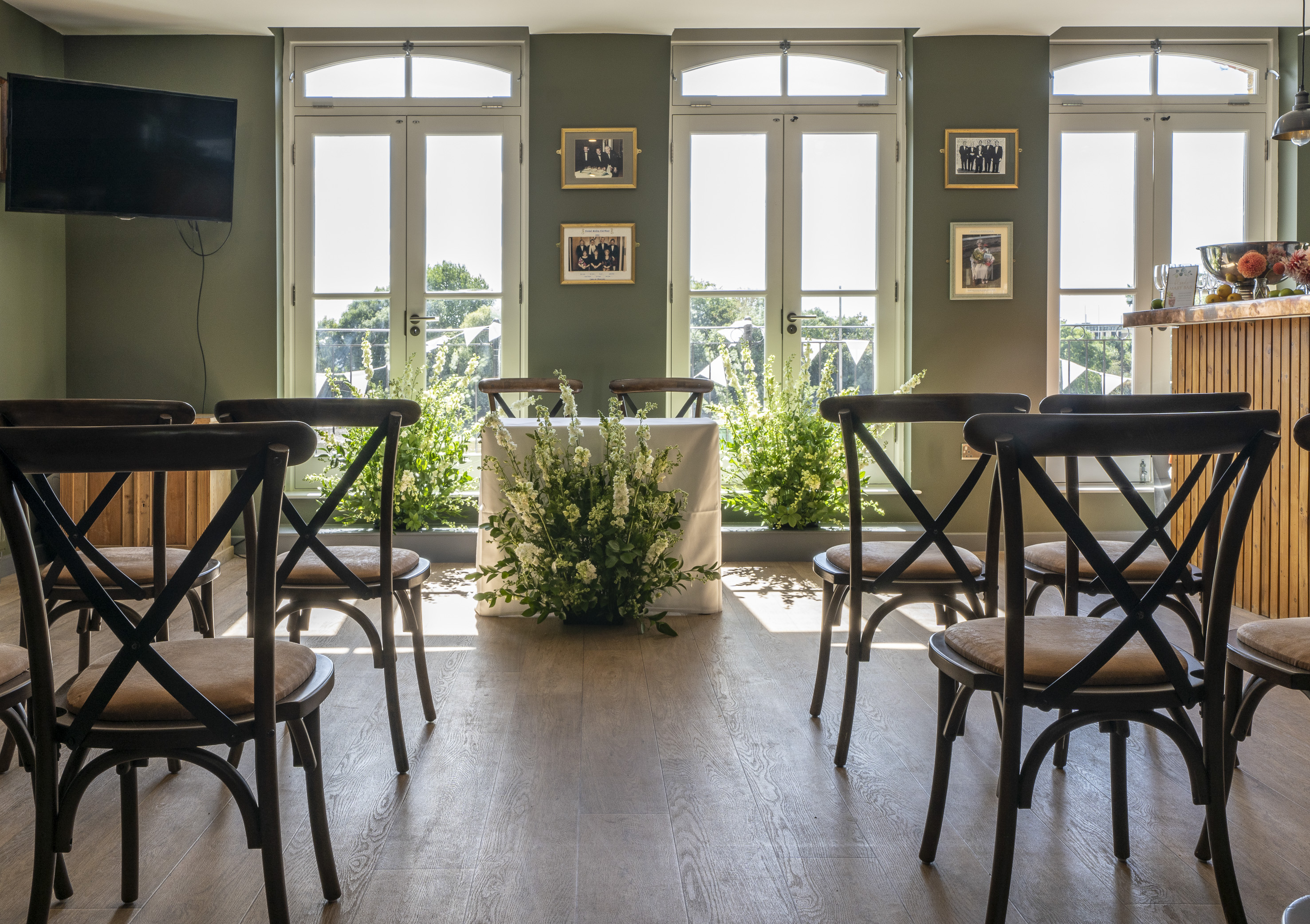 Furnivall Club Room - 2mmk2i0qdf0.JPG