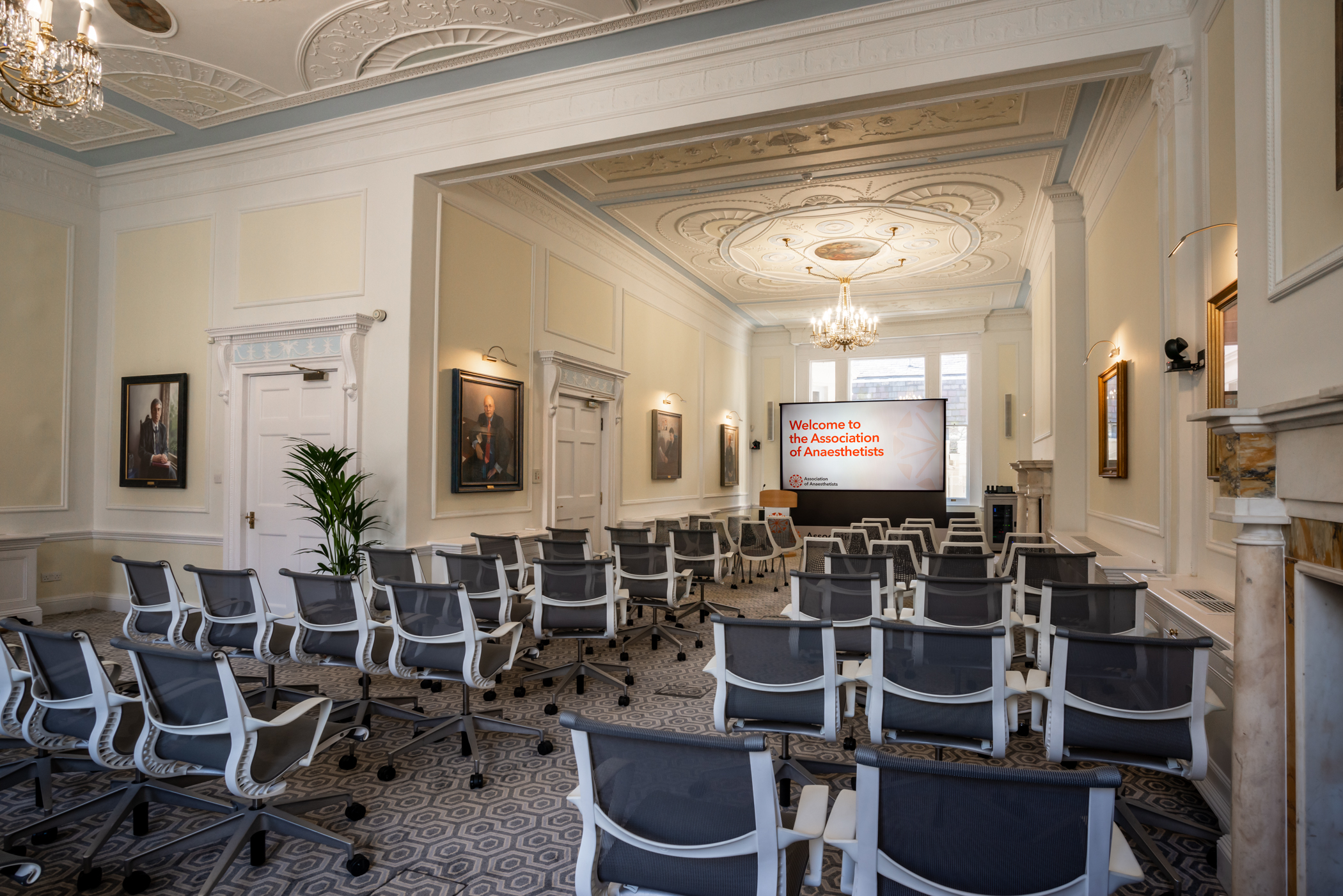 Intavent Suite meeting room with modern seating, ideal for corporate events and presentations.