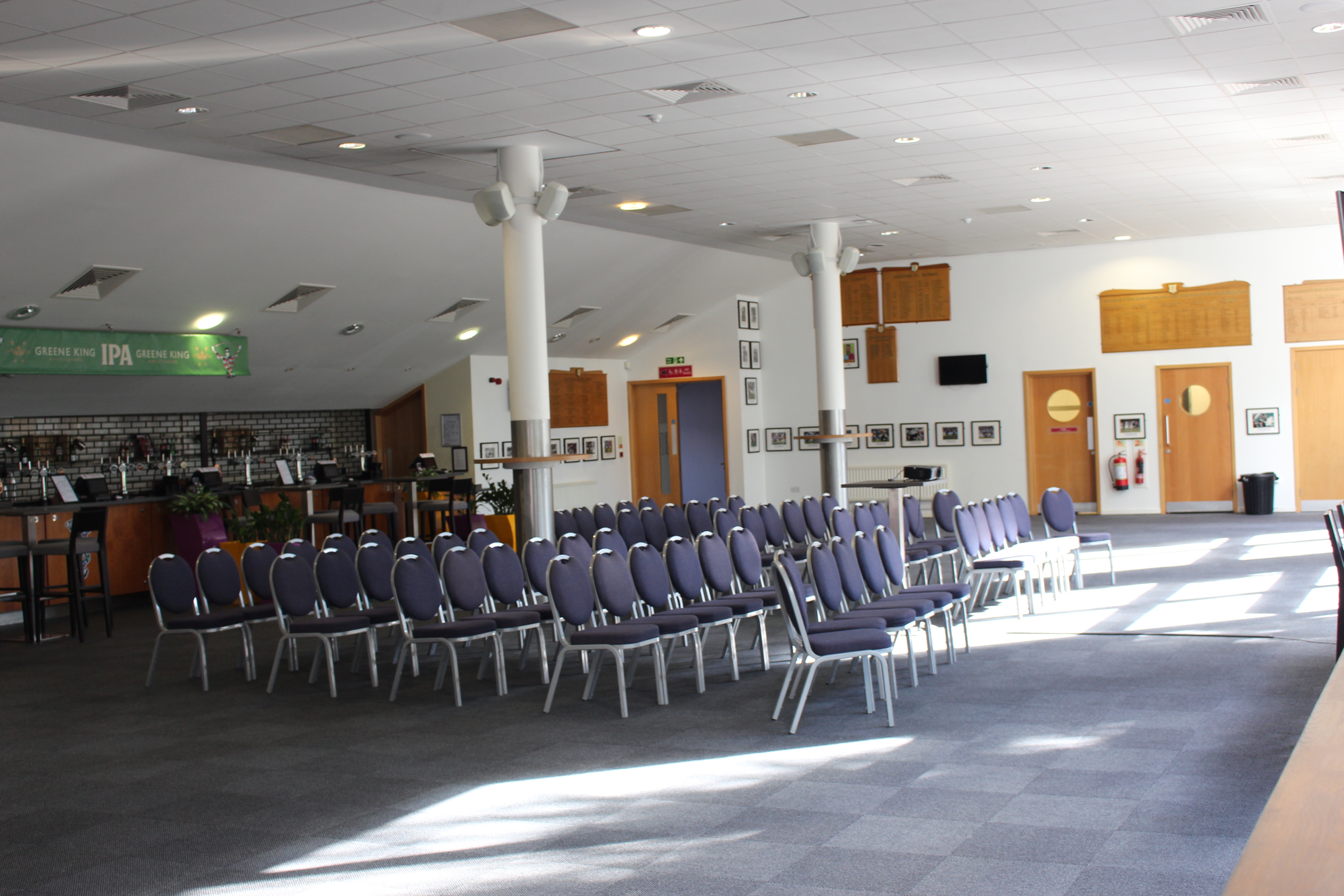 The Honours Bar  - kpehlxs1ban.JPG