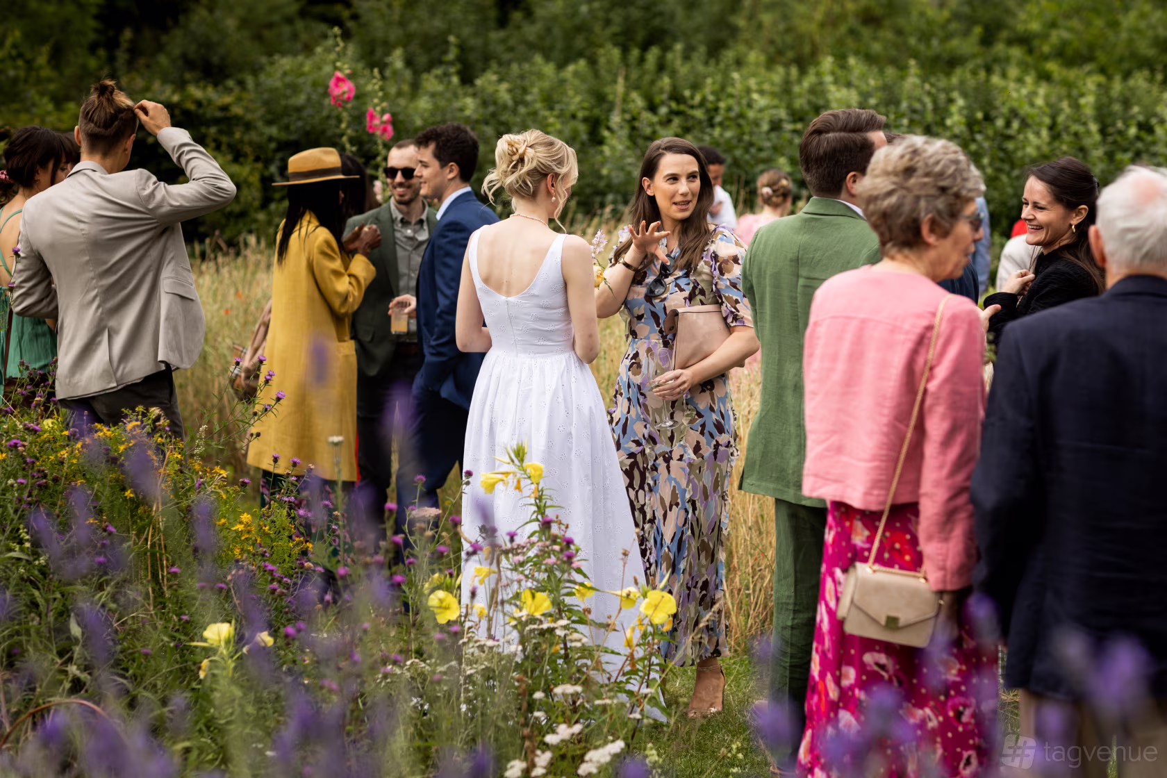 Gardens and Indoor Barn - 4e113e32-9d94-46b7-9ff2-916b3adde394.avif