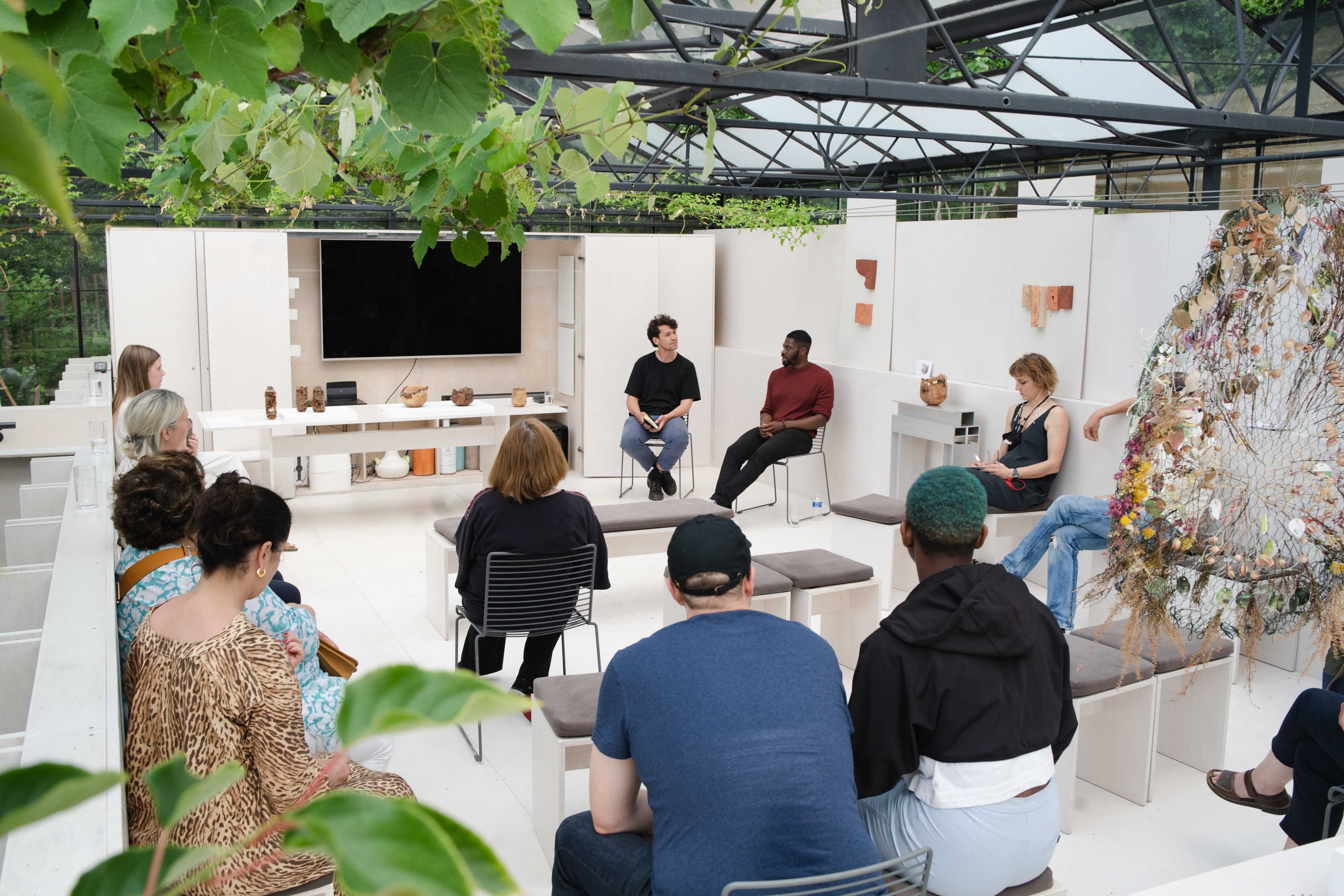 Gardens and Indoor Barn - mvvp4ne2zir.jpg