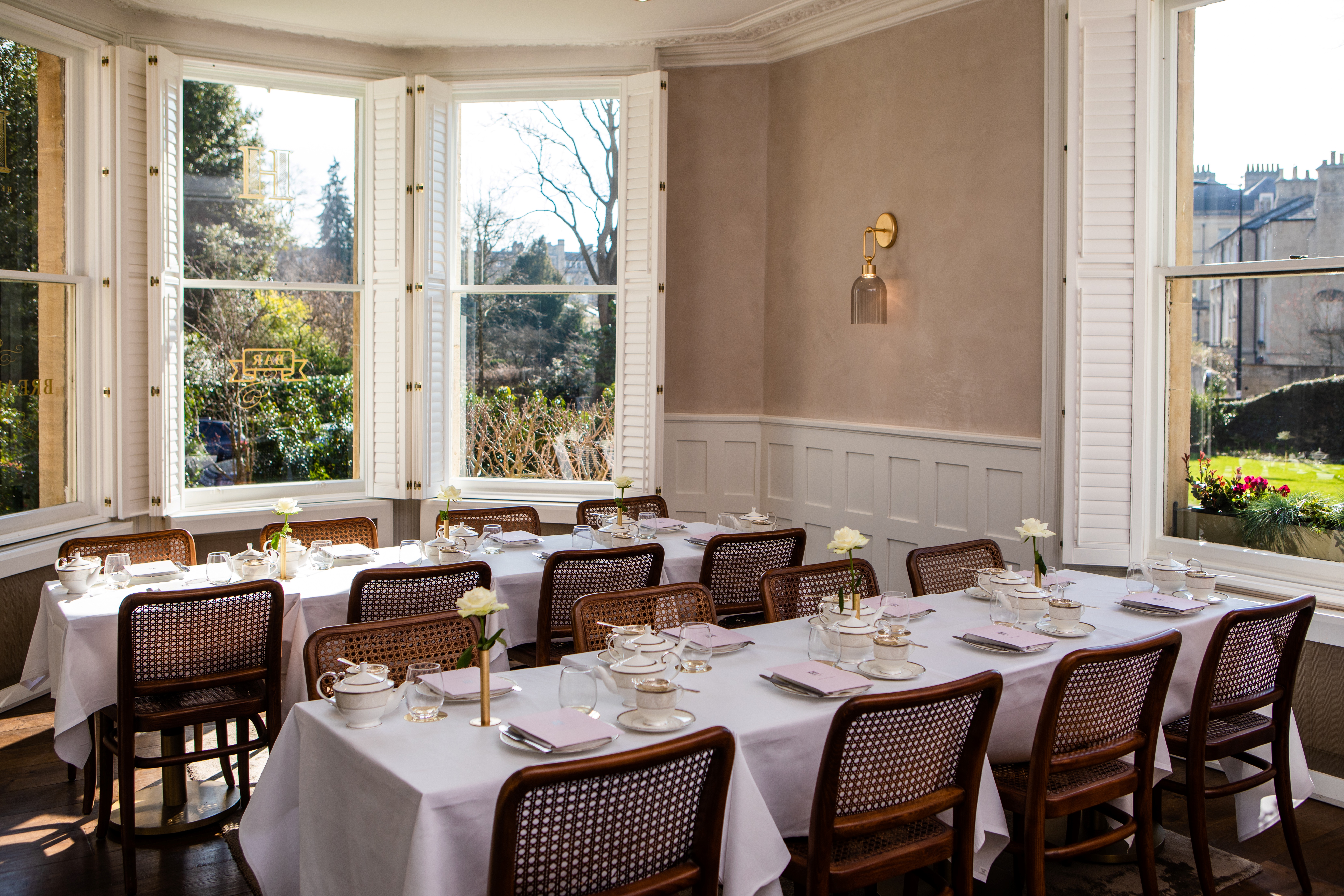 Henrietta Bar & Garden - mmd42afn5yk.jpg