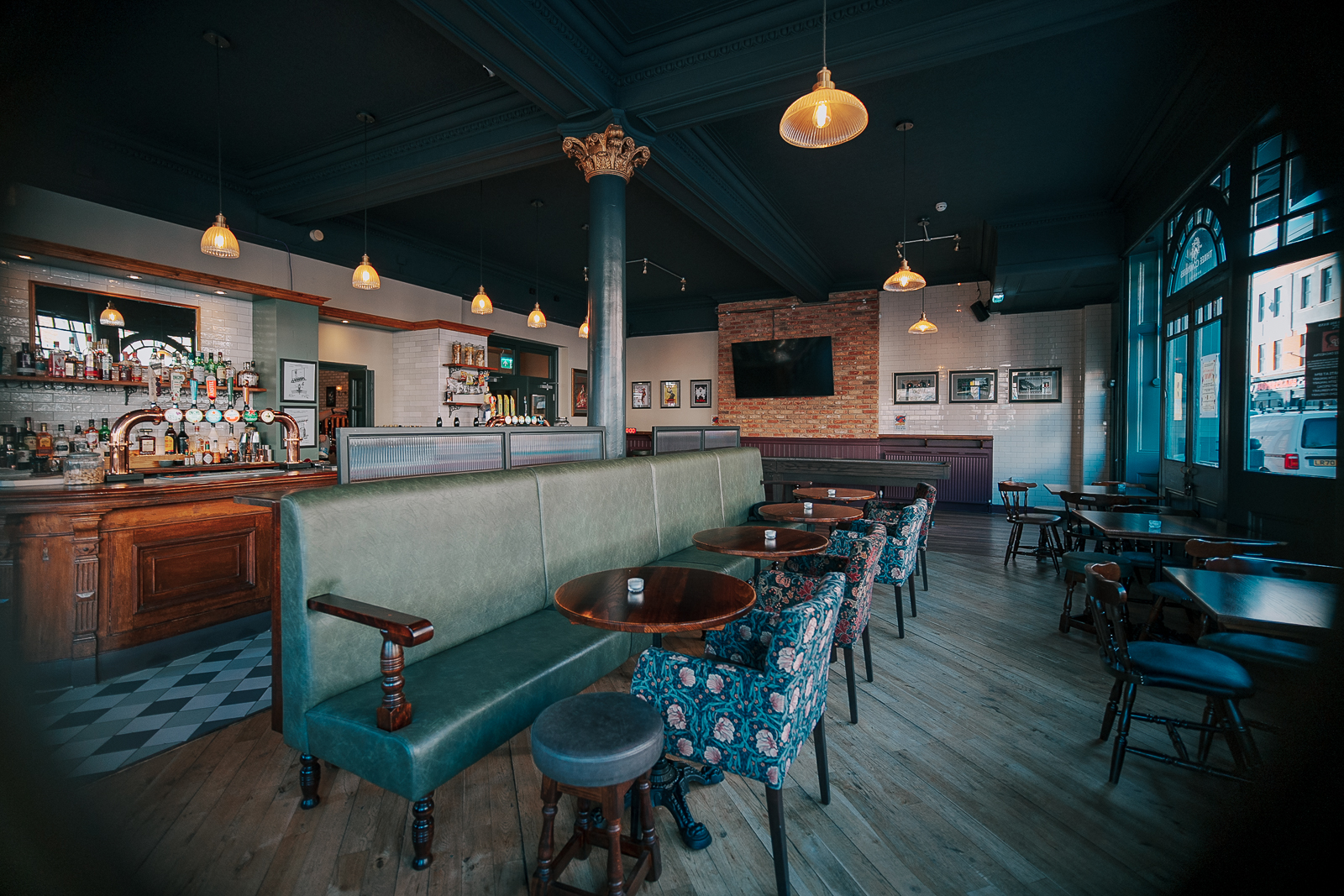 Three Compasses Pub - loxsdz353zz.jpg