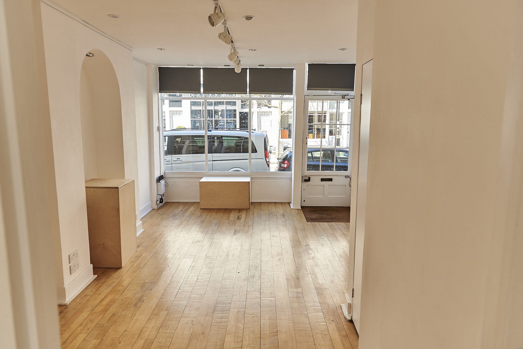 Versatile minimalist event space at 67 York Street Gallery, perfect for workshops and meetings.
