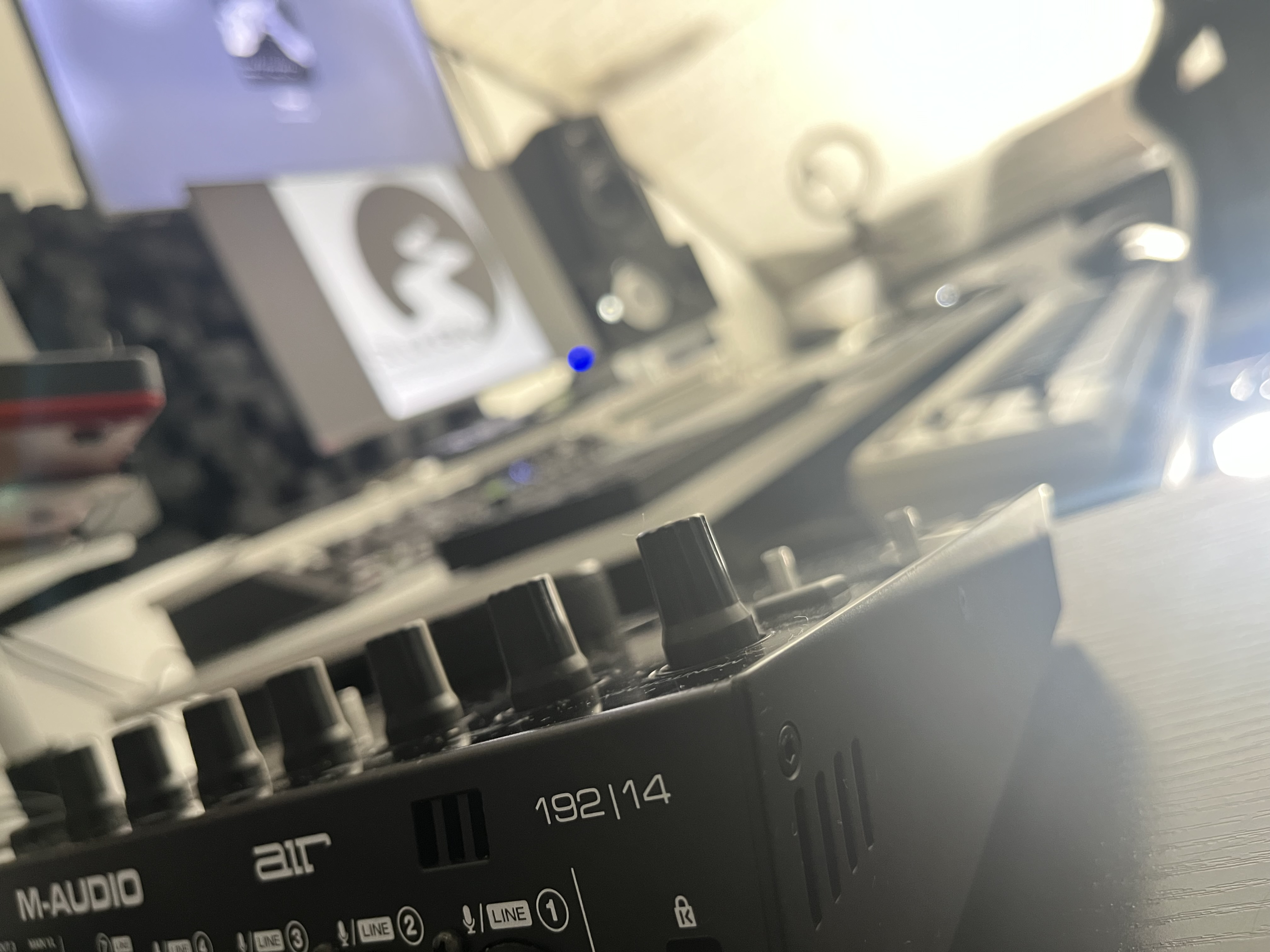 Close-up of audio equipment at Studioblak Studios for professional events and meetings.