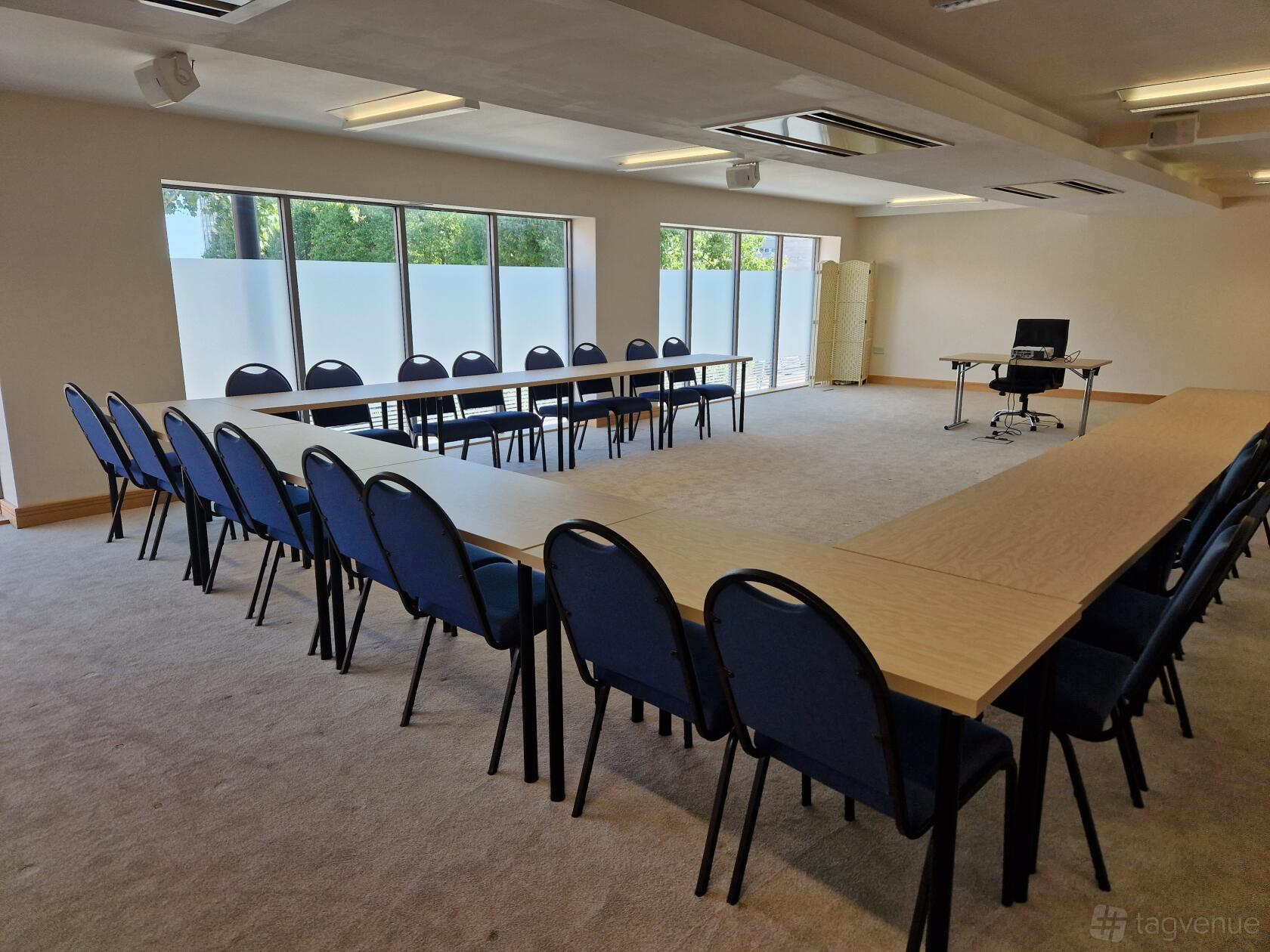 Upper Floor Suite - 13ced83b-8f86-4e43-af3d-49bb61df4c35.jpg