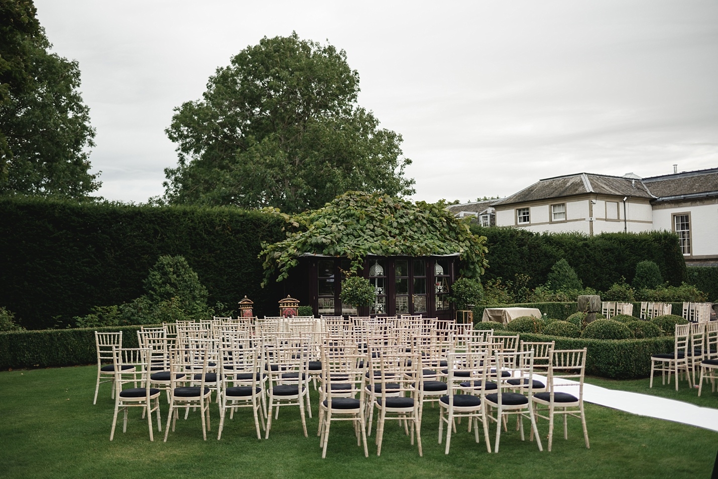 garden wedding at Prestonfield ...