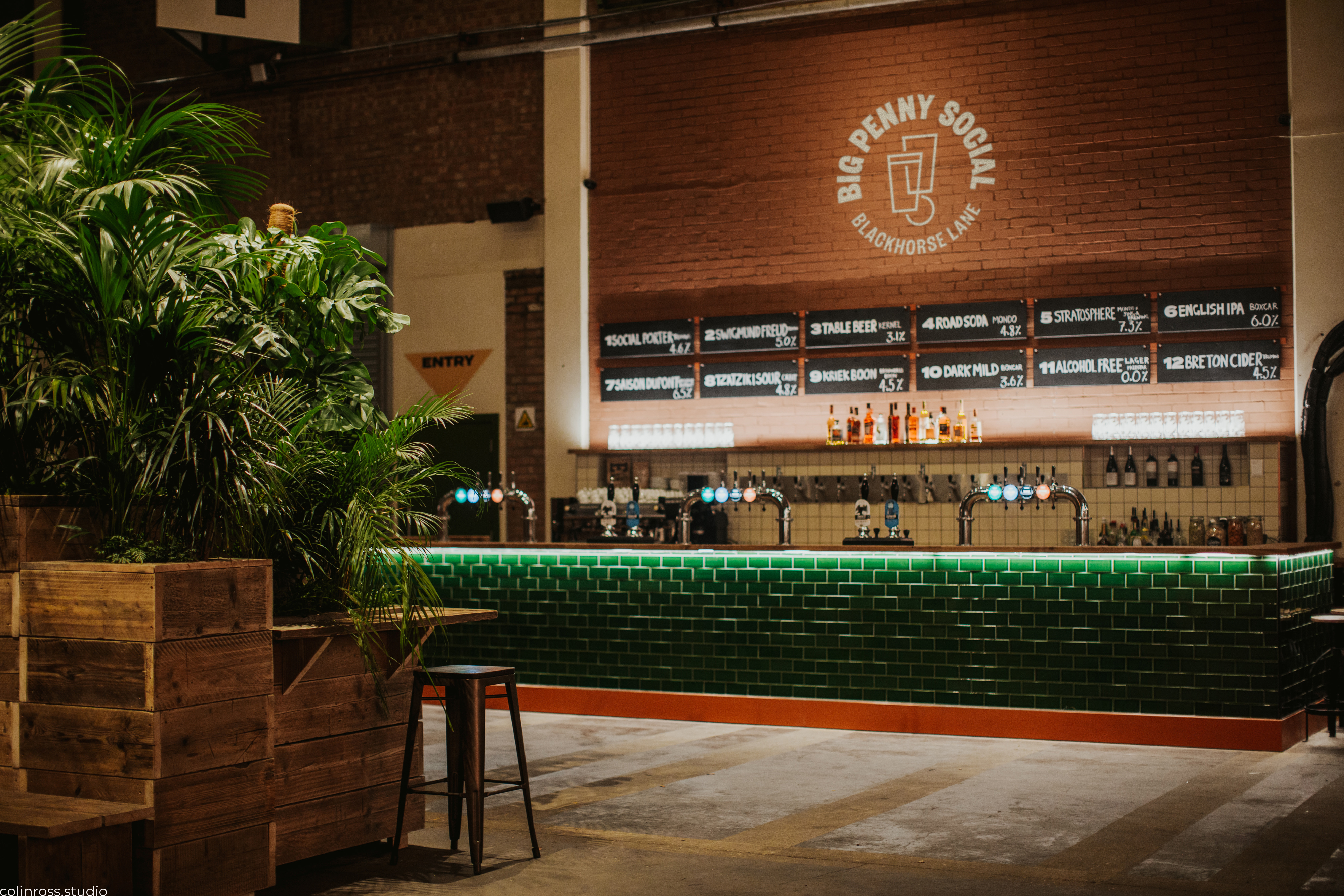 Large Drinks Area - f3cudjgungo.jpg