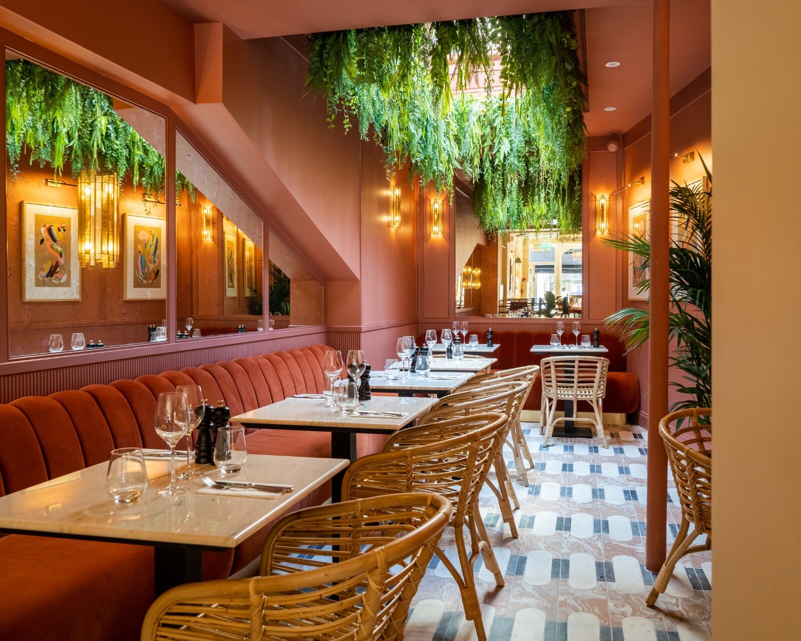 Stylish restaurant venue with outdoor terrace for corporate events and intimate gatherings.