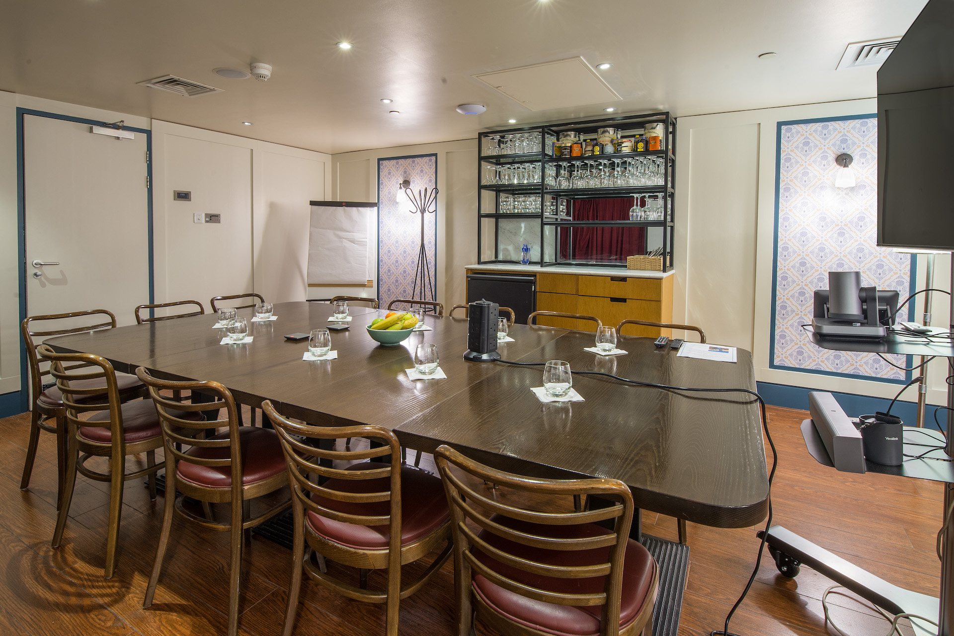 Intimate meeting room in Cote Brasserie St. Paul's, perfect for events and discussions.