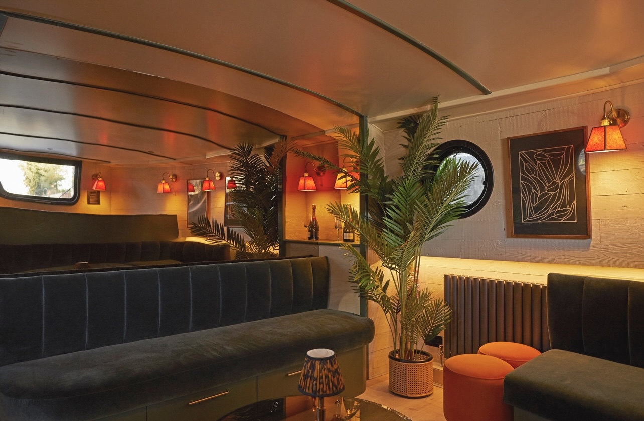 Whole Space - rtczm4w3fui.jpg