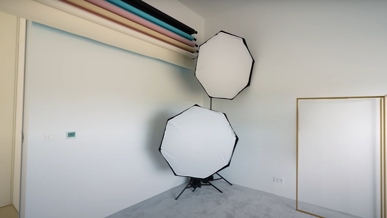 Modern Loft meeting space with professional lighting for events and presentations.