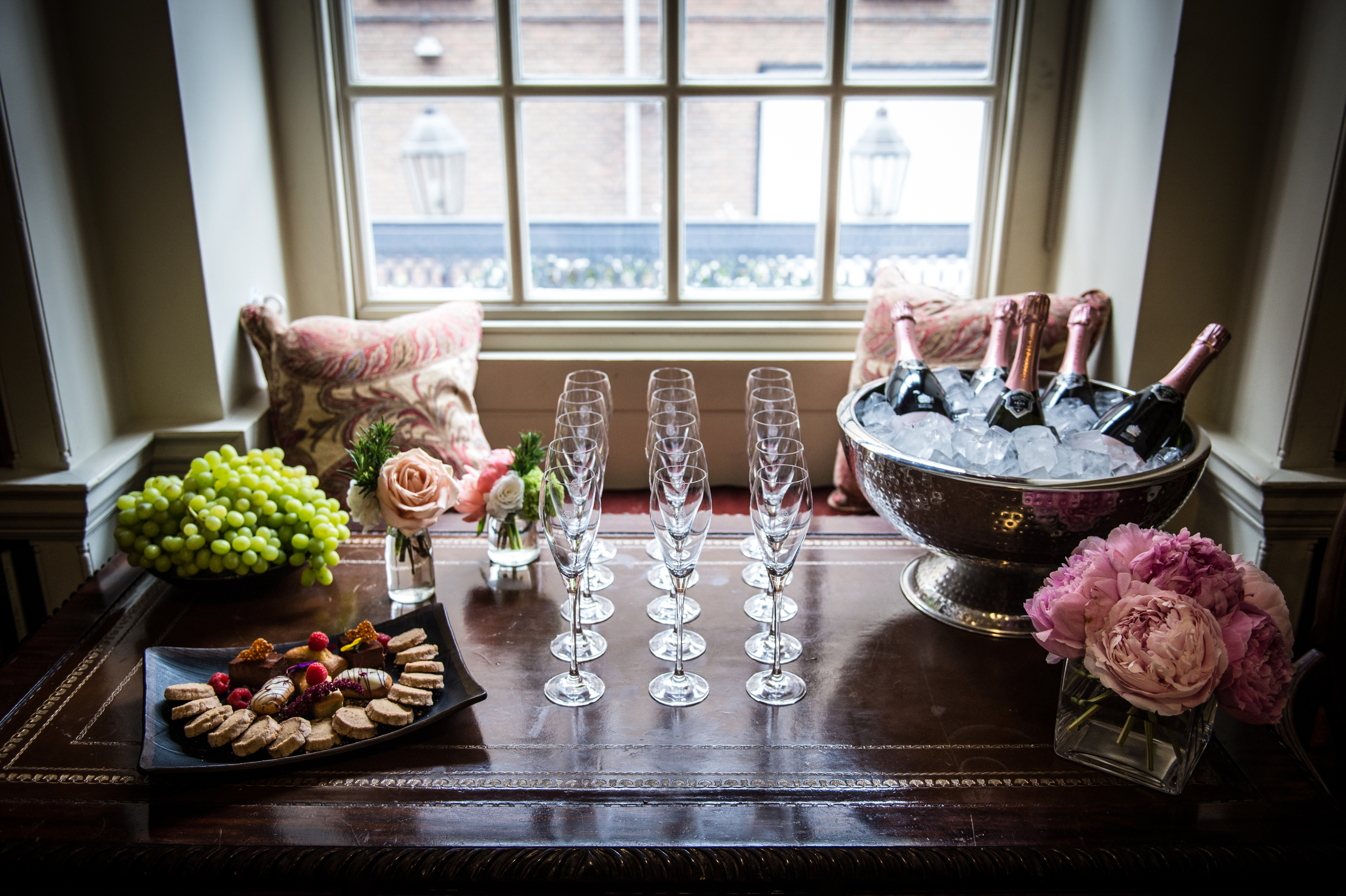 Queen Mary Hall - 4esxbzraxhe.jpg