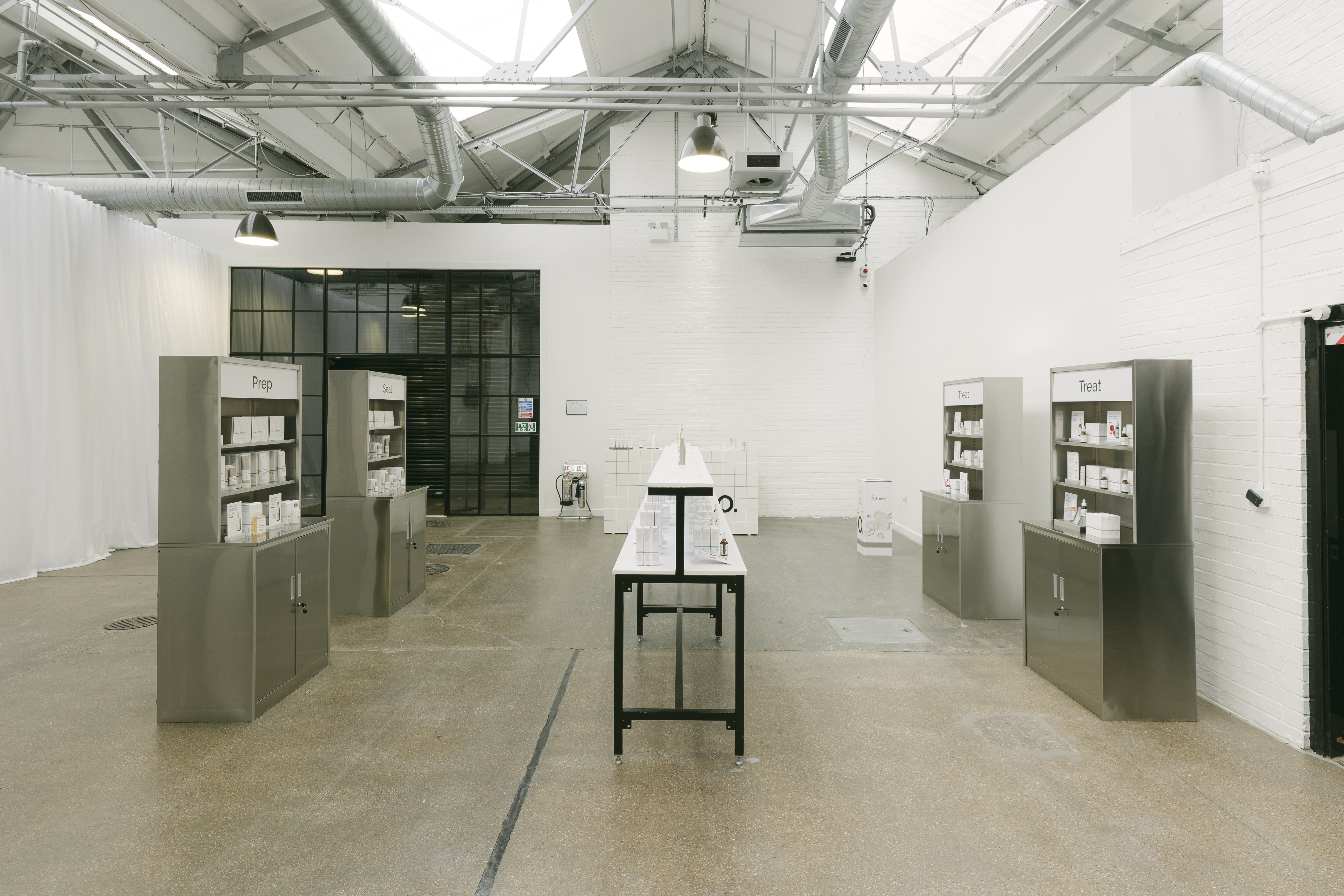 Studio 4 + 5 - d0fs2zetpkh.jpg