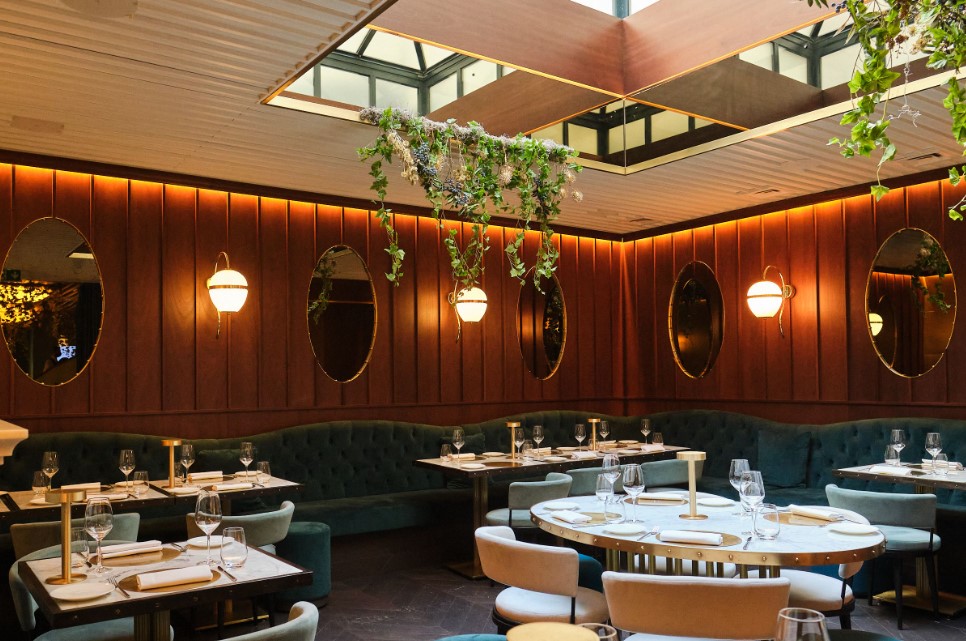 Stylish restaurant in The Distillery London, ideal for corporate events and gatherings.