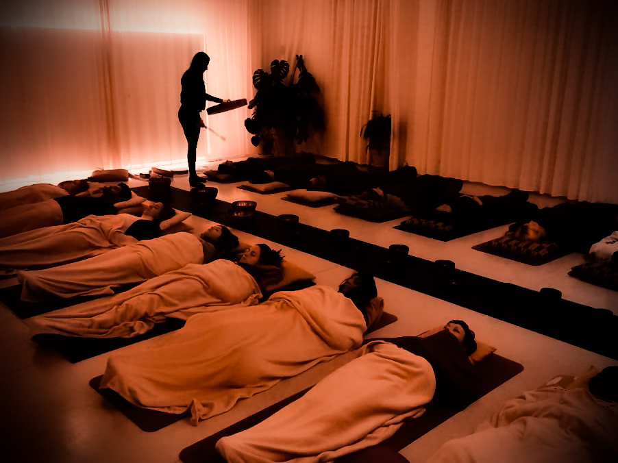 Studio 4 - hucvsm45hdb.jpg