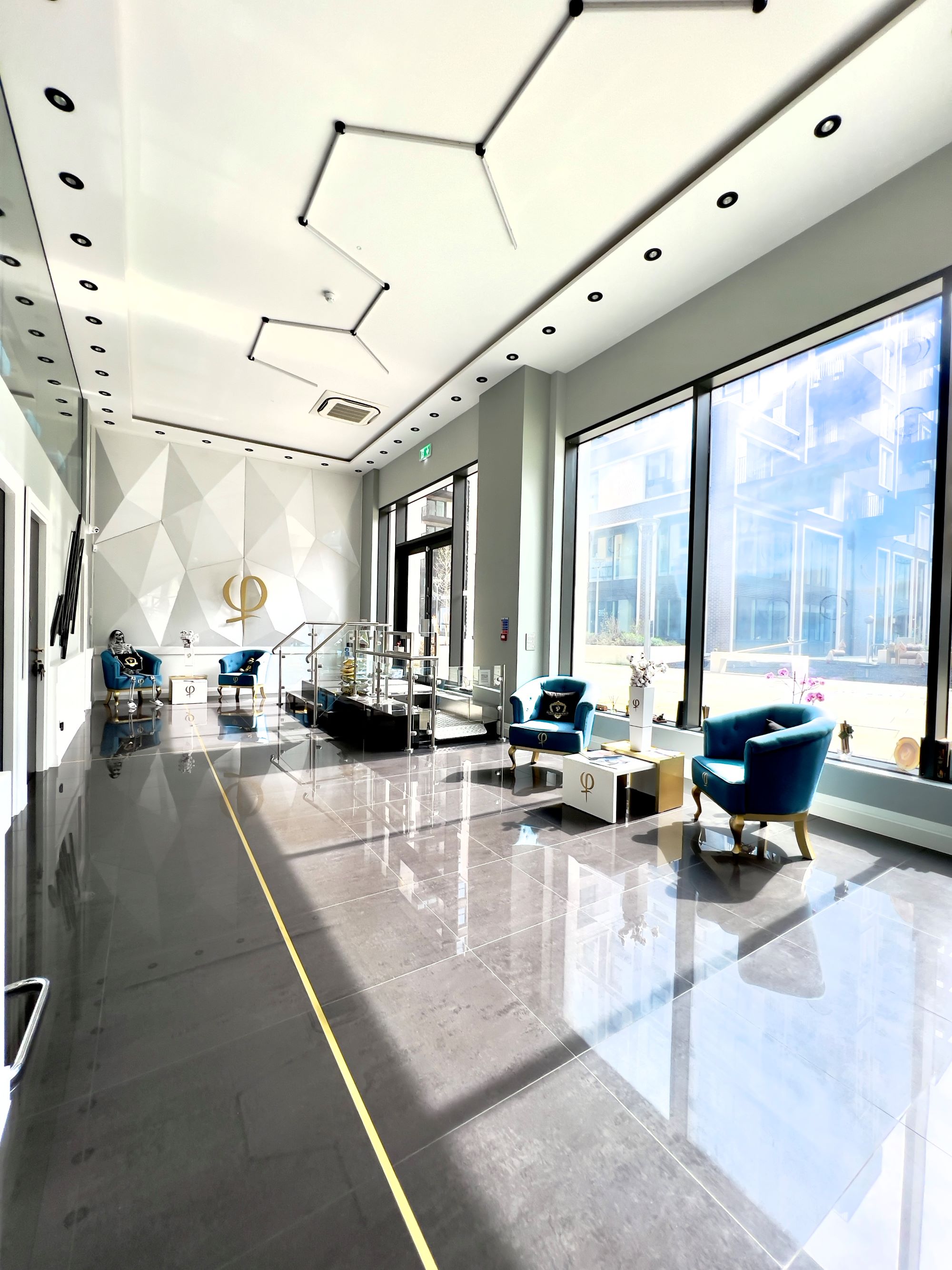 Phi Academy - h3zwke5kcey.jpg