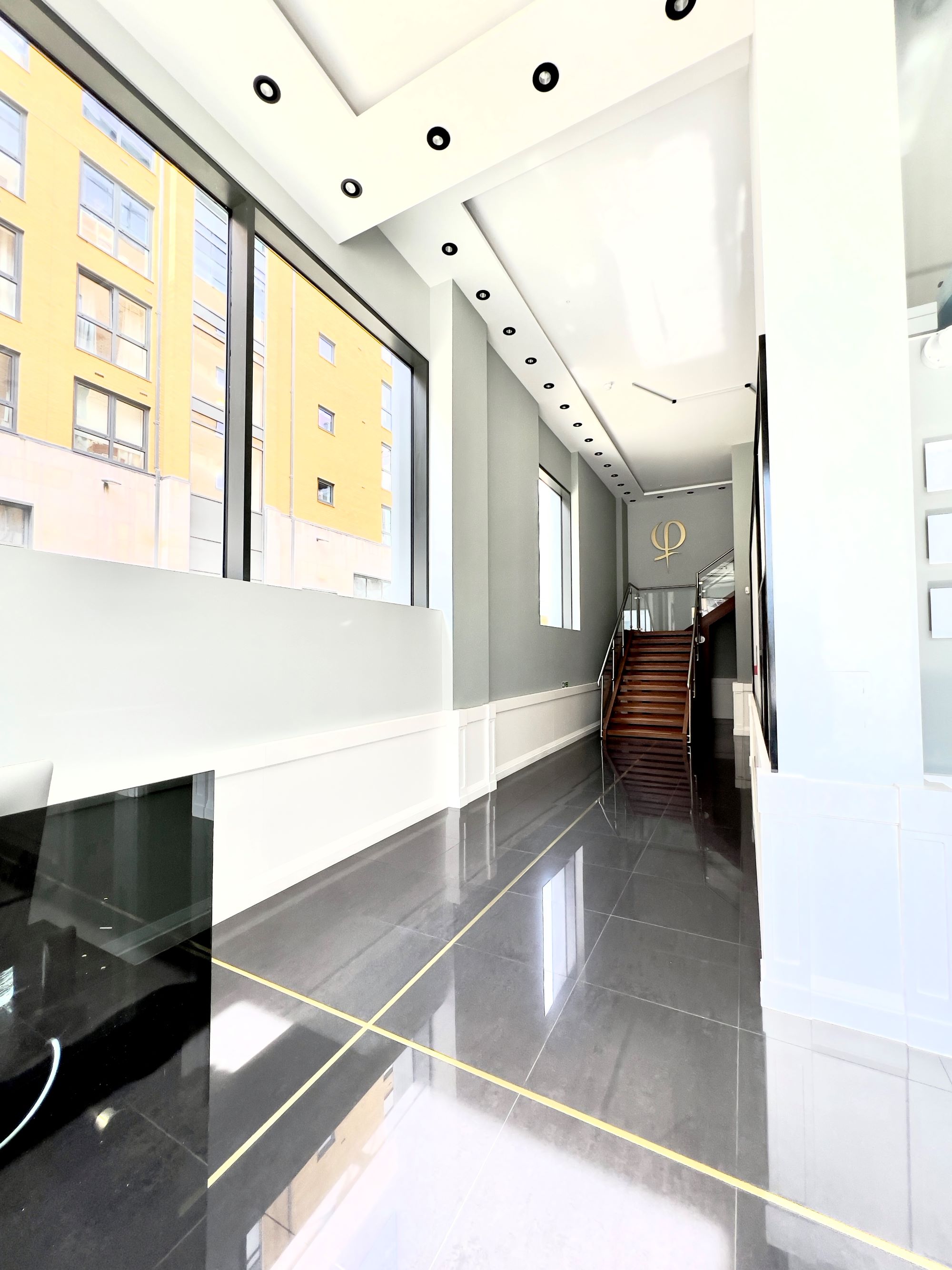 Phi Academy - zl1qbpxvjge.jpg