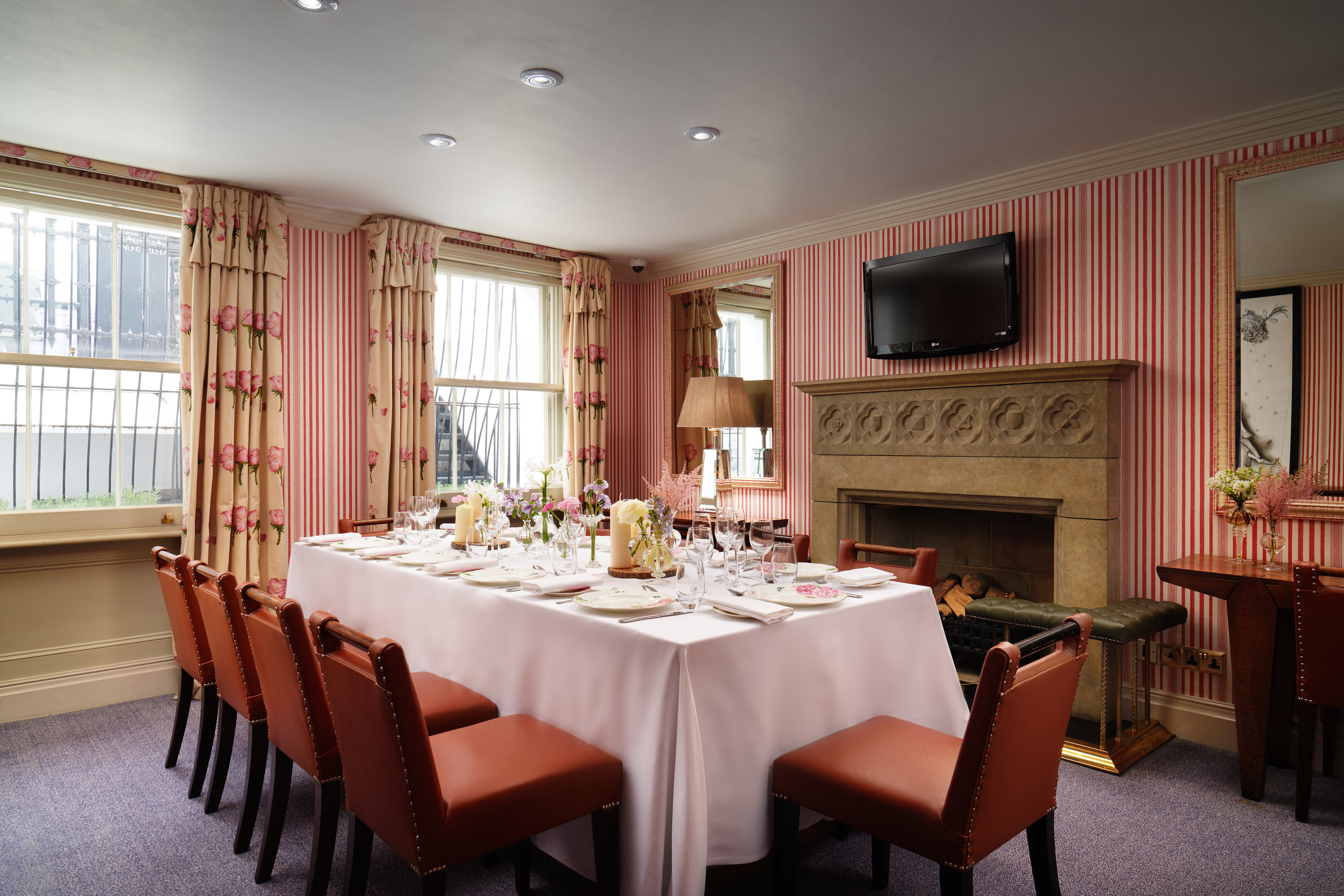 Elegant dining room at The Pelham Hotel, perfect for corporate dinners and private events.