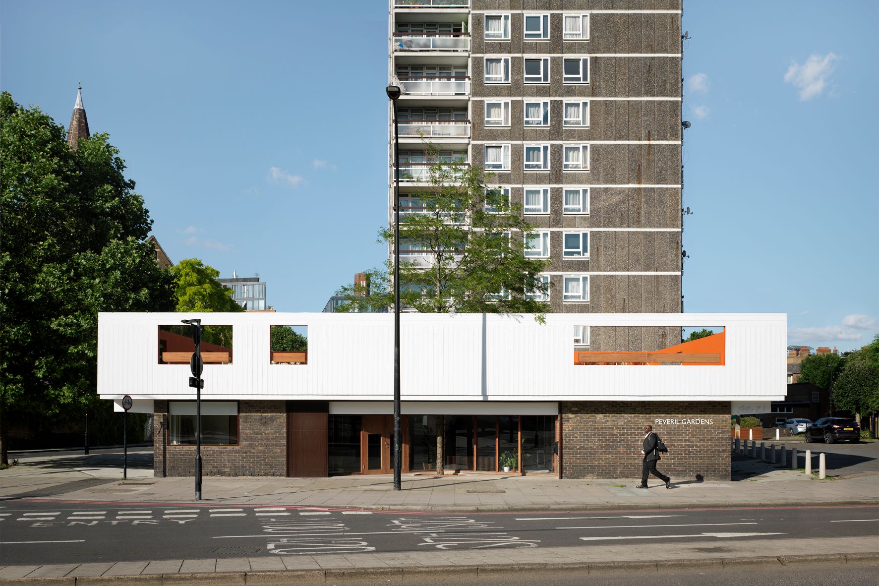 Modern event space at Forma HQ with large windows, ideal for meetings and gatherings.