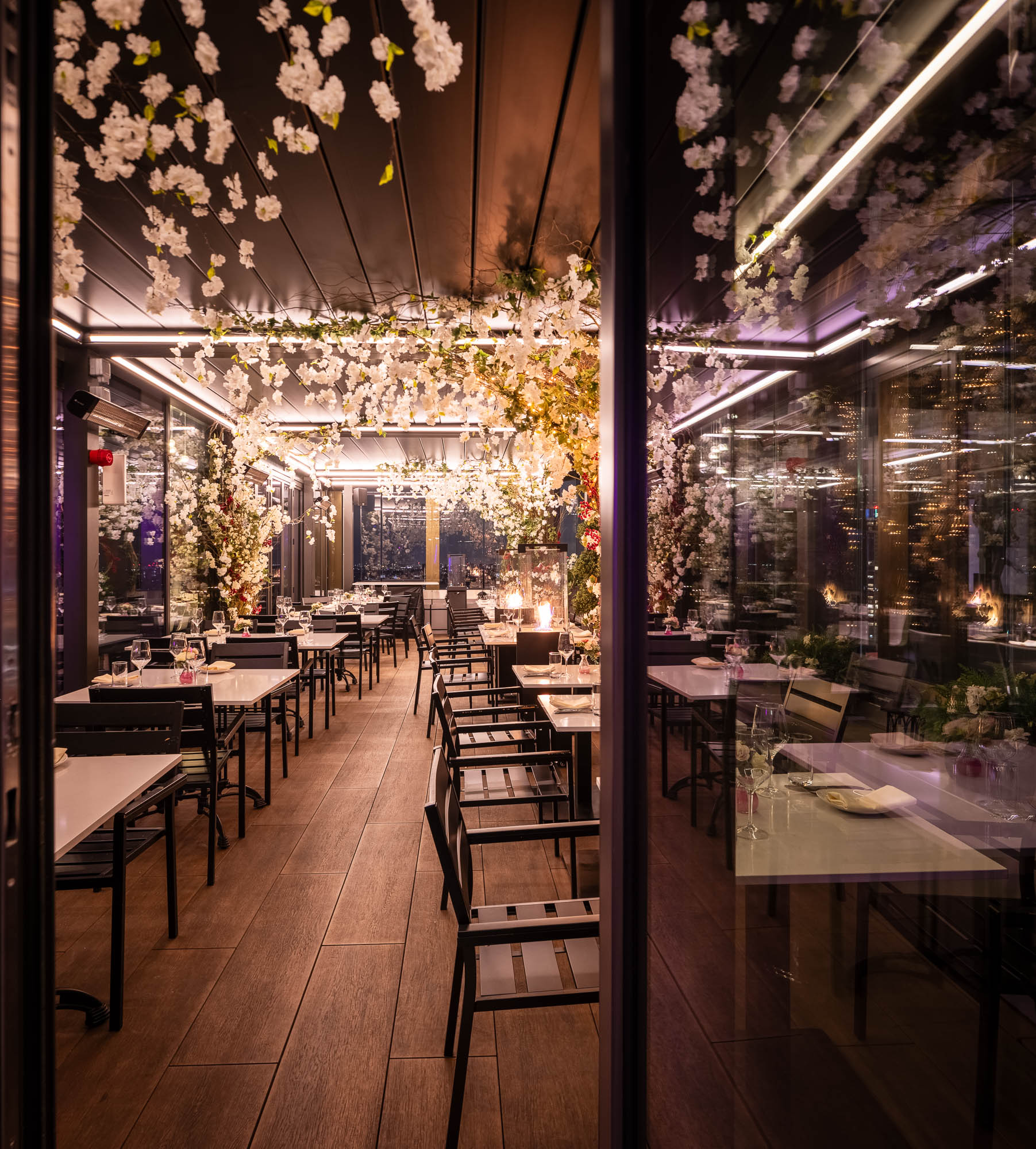 Full Venue - ef2iya23ipg.jpg