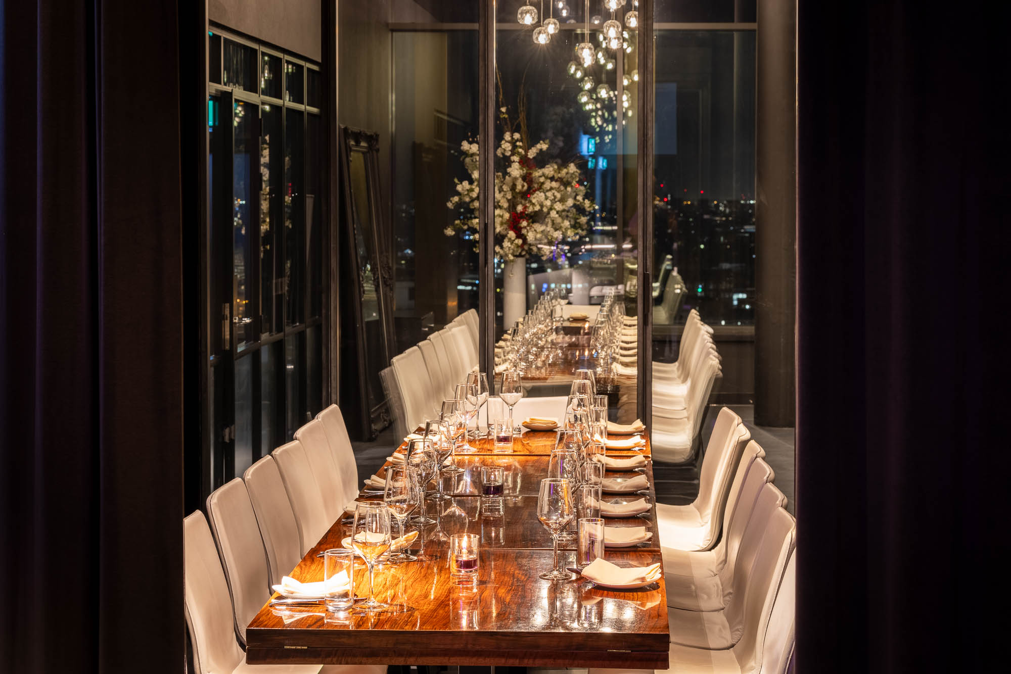 Full Venue - jr5ivb2pt33.jpg