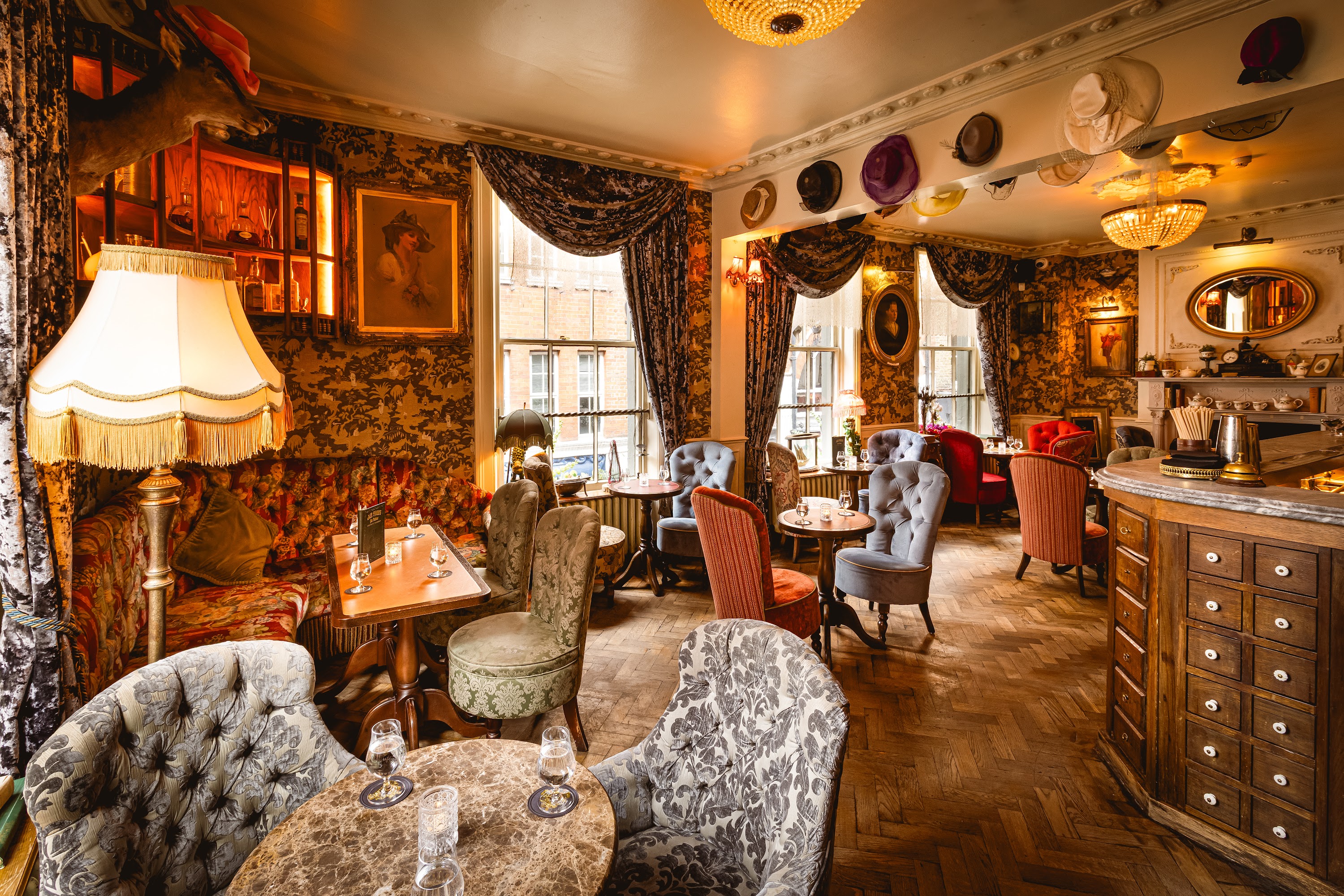 Mr Fogg's Gin Parlour - image 4