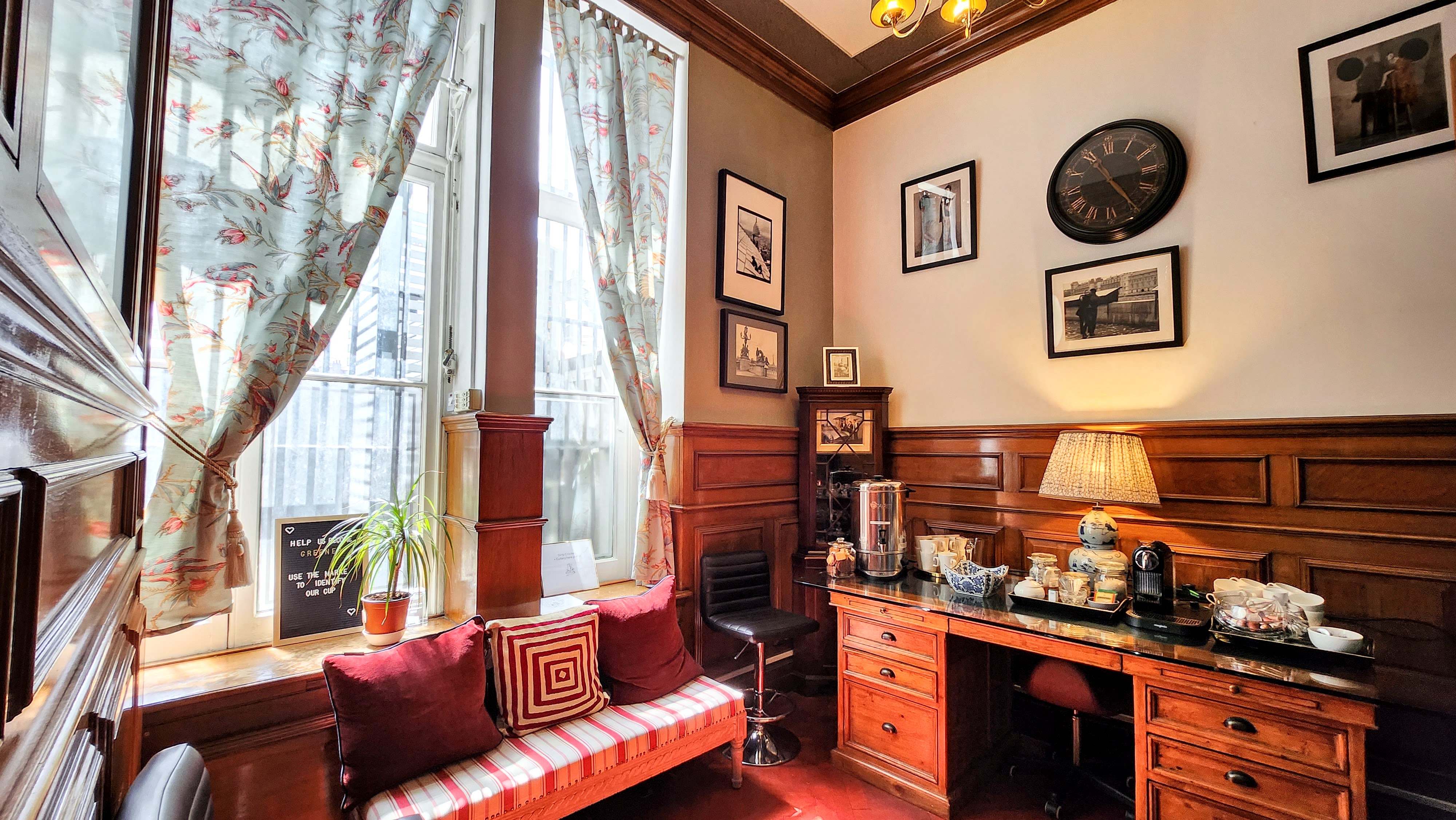  Embassy and Palladio Room - lagifw03g0p.jpg