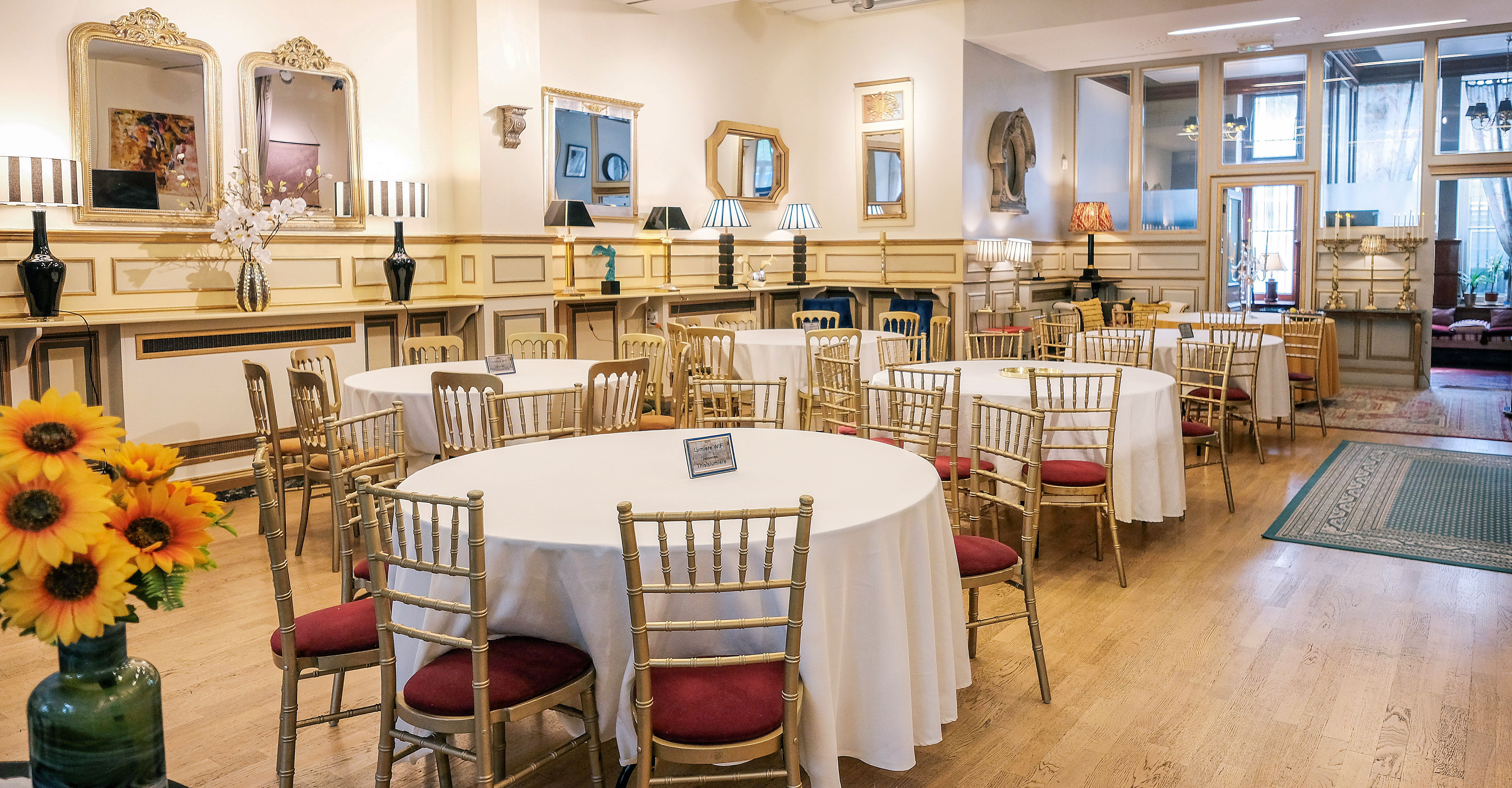  Embassy and Palladio Room - 1ebe1zgvcbe.jpg