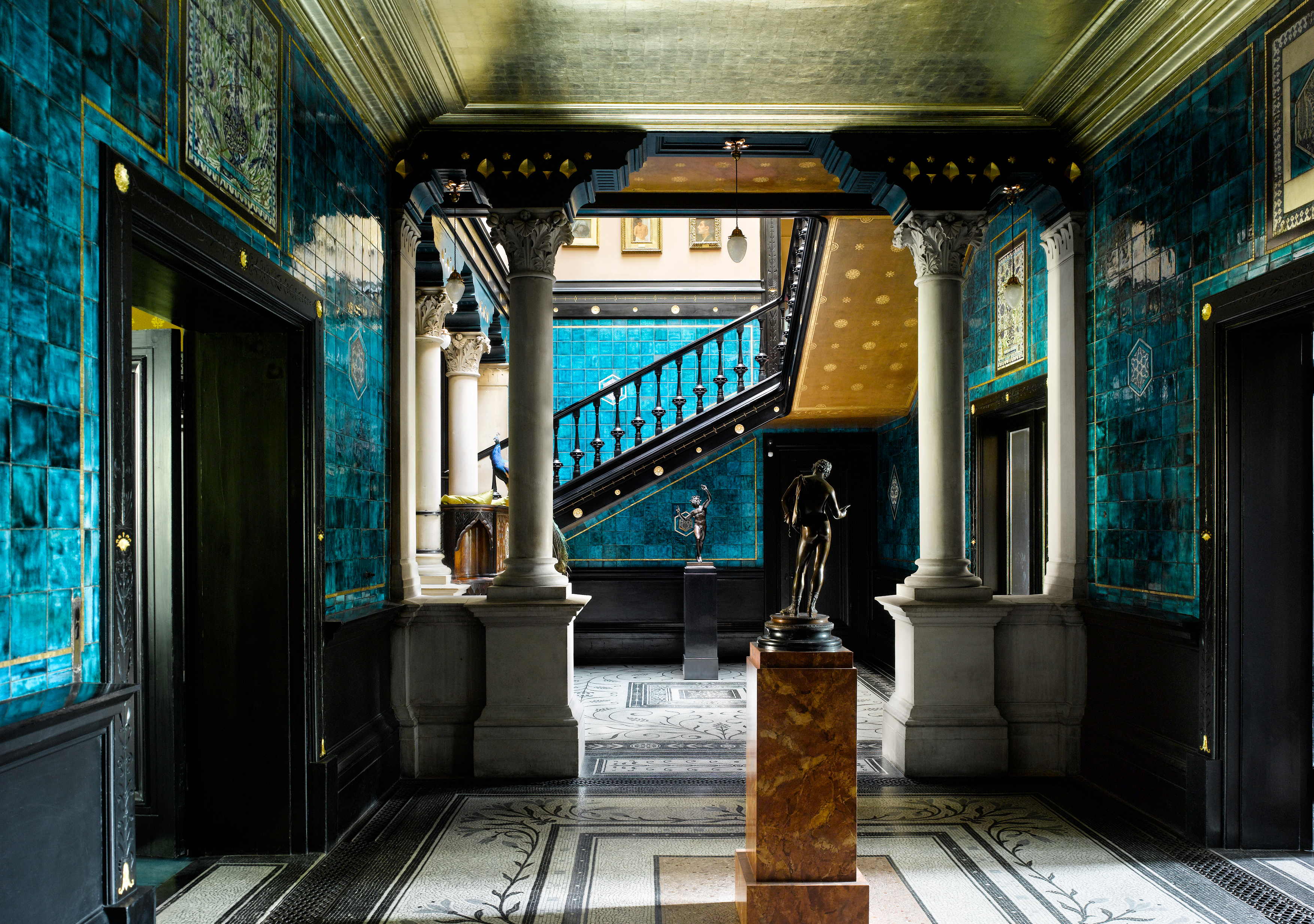 Arab Hall in Leighton House with turquoise tiles, ideal for upscale events and gatherings.