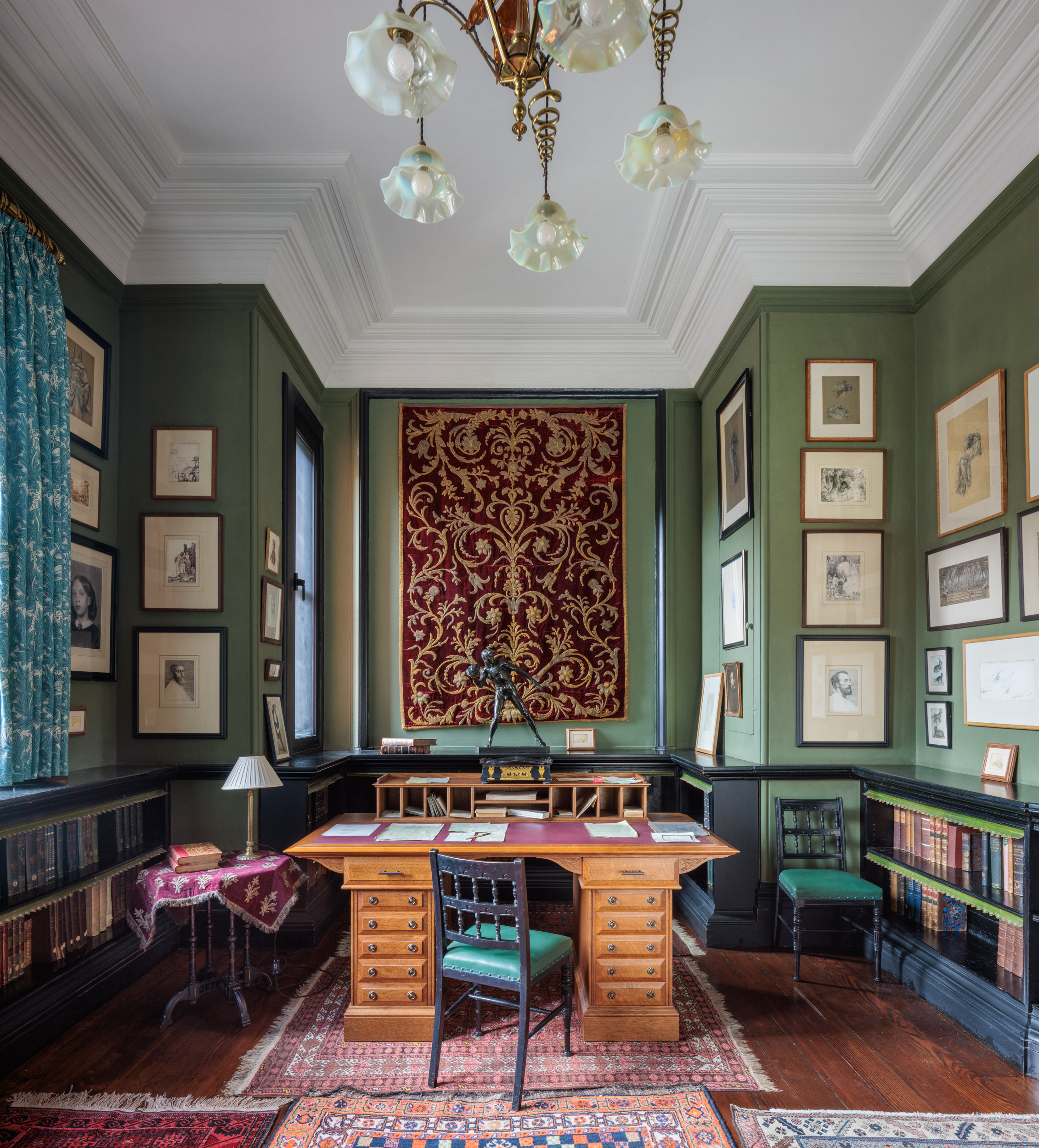 Arab Hall - wqecyggcpwd.jpg