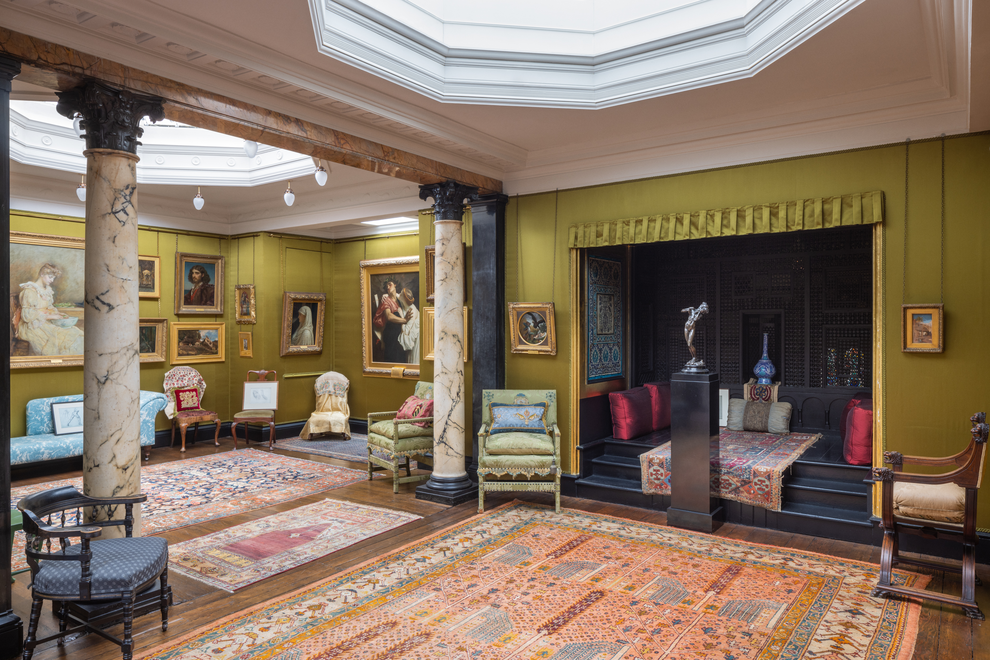 Elegant event space in Leighton House with artistic decor for intimate gatherings.