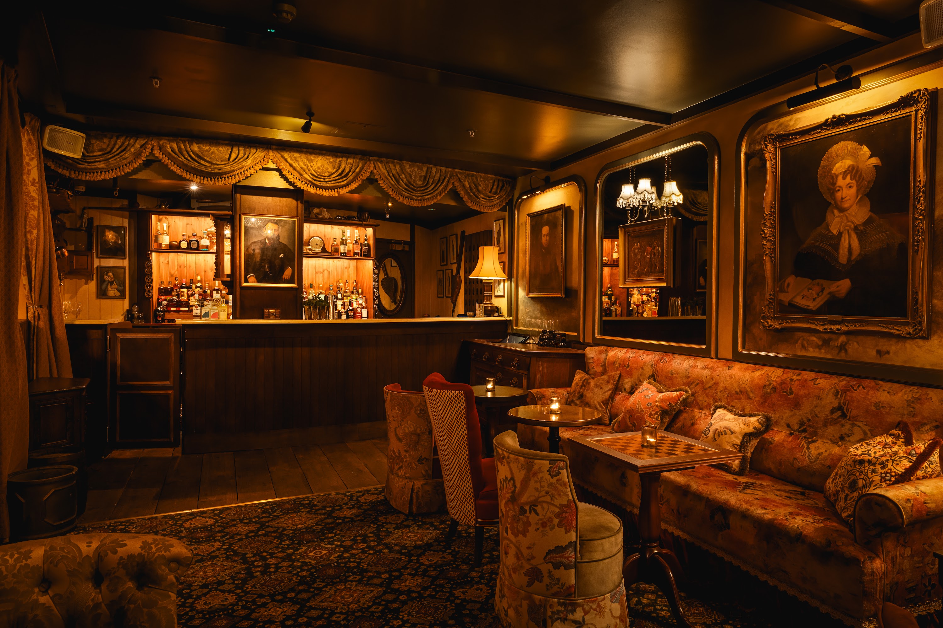 Intimate Saloon Bar at Mr Fogg's City Tavern, perfect for private events and gatherings.