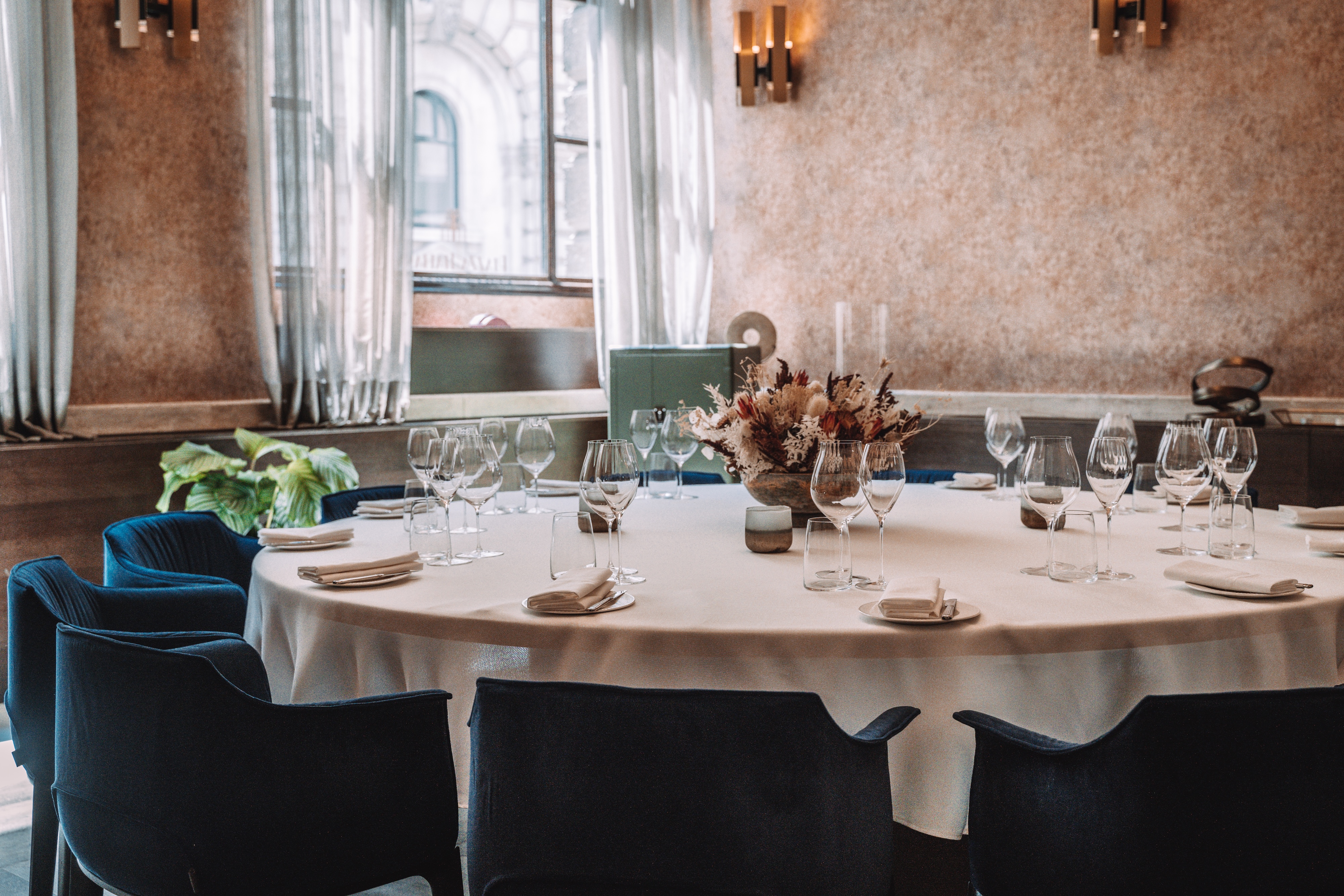 Private dining rooms - oufkz00g5il.jpg