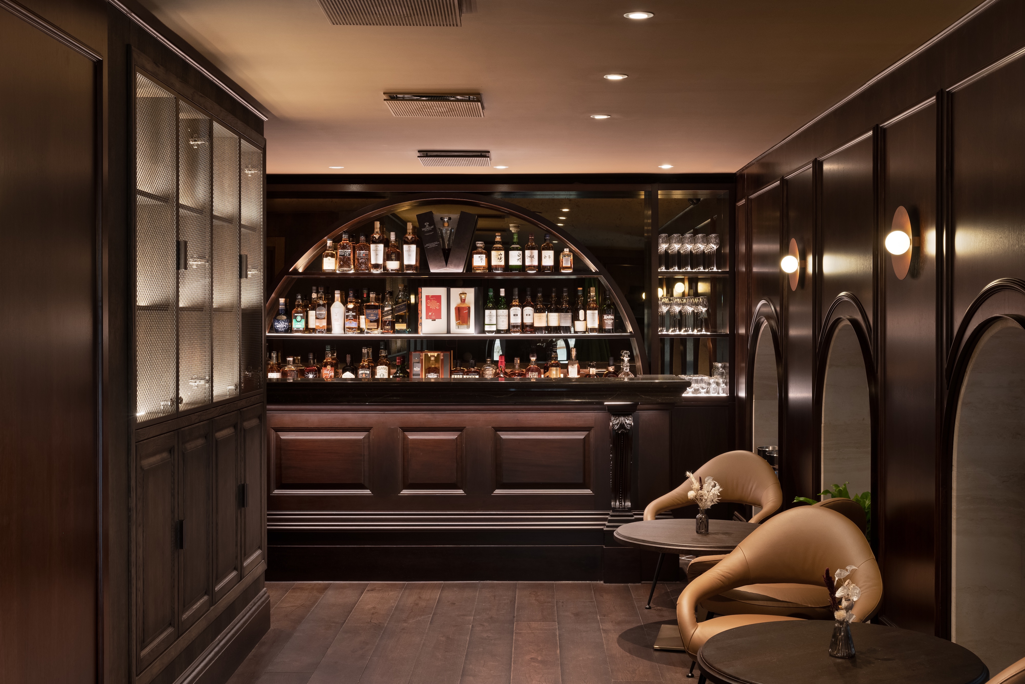 Mezzanine Private Dining Room - cihmm0avc5r.jpg