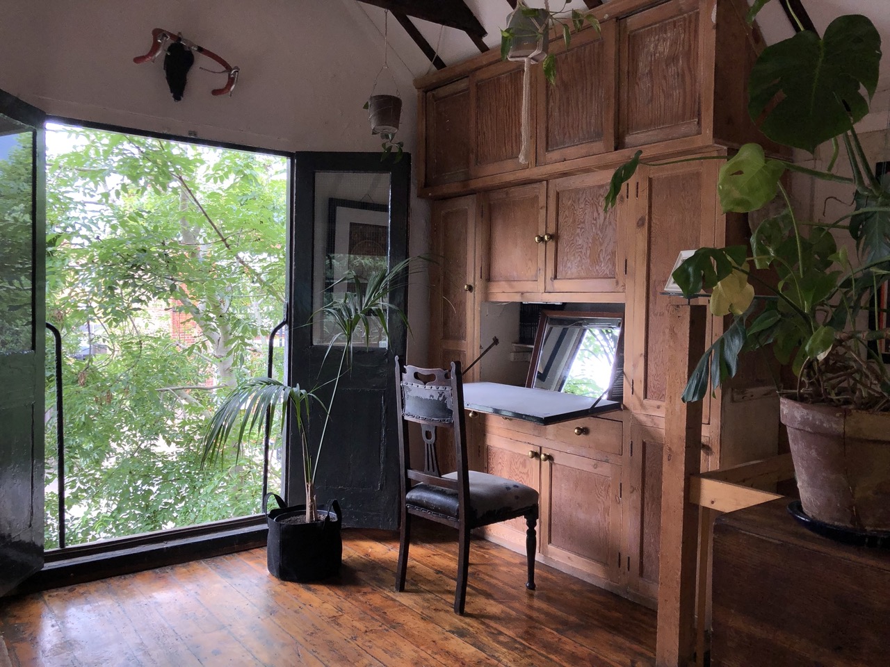 Charming North London Green Photographic Studio - 4yw0xekehst.jpeg