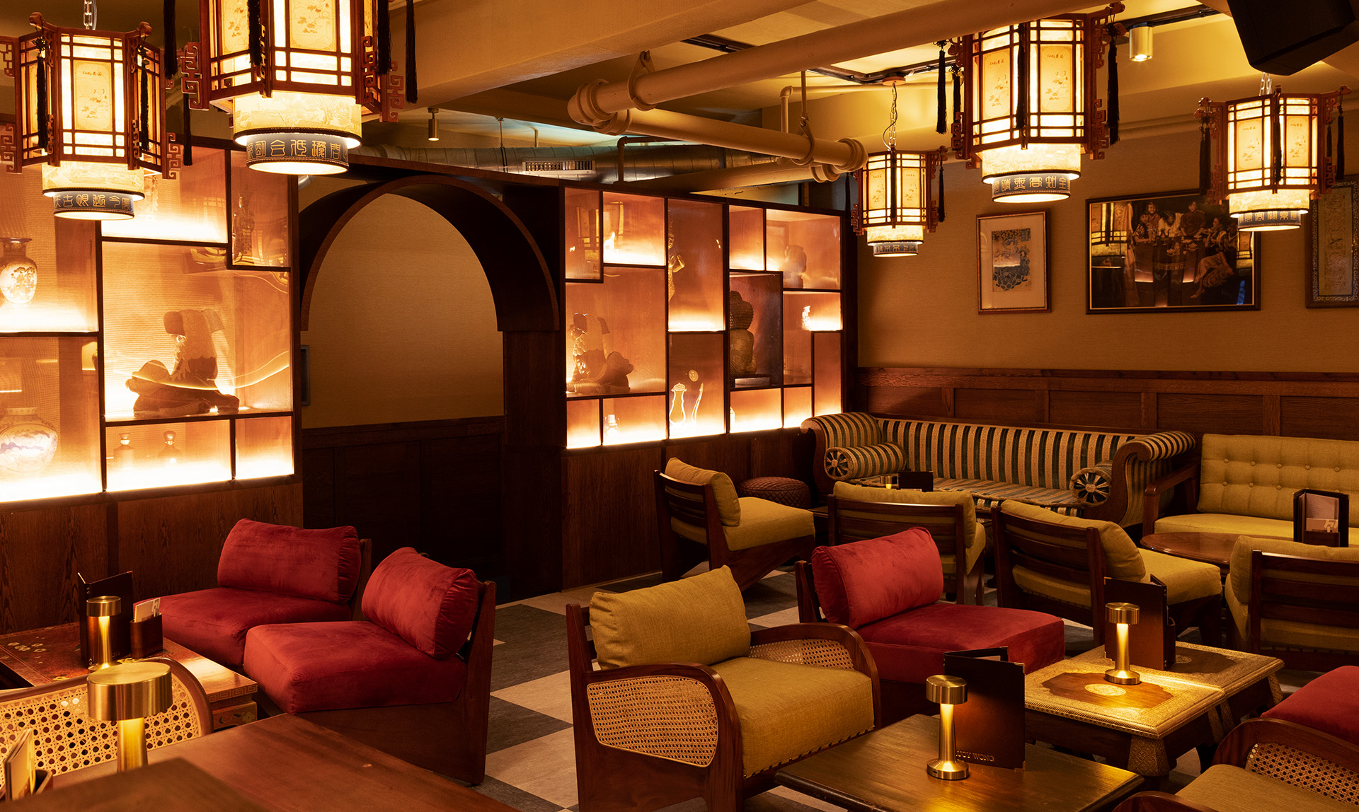 Stylish lounge at Lucy Wong, perfect for networking events and cocktail receptions.