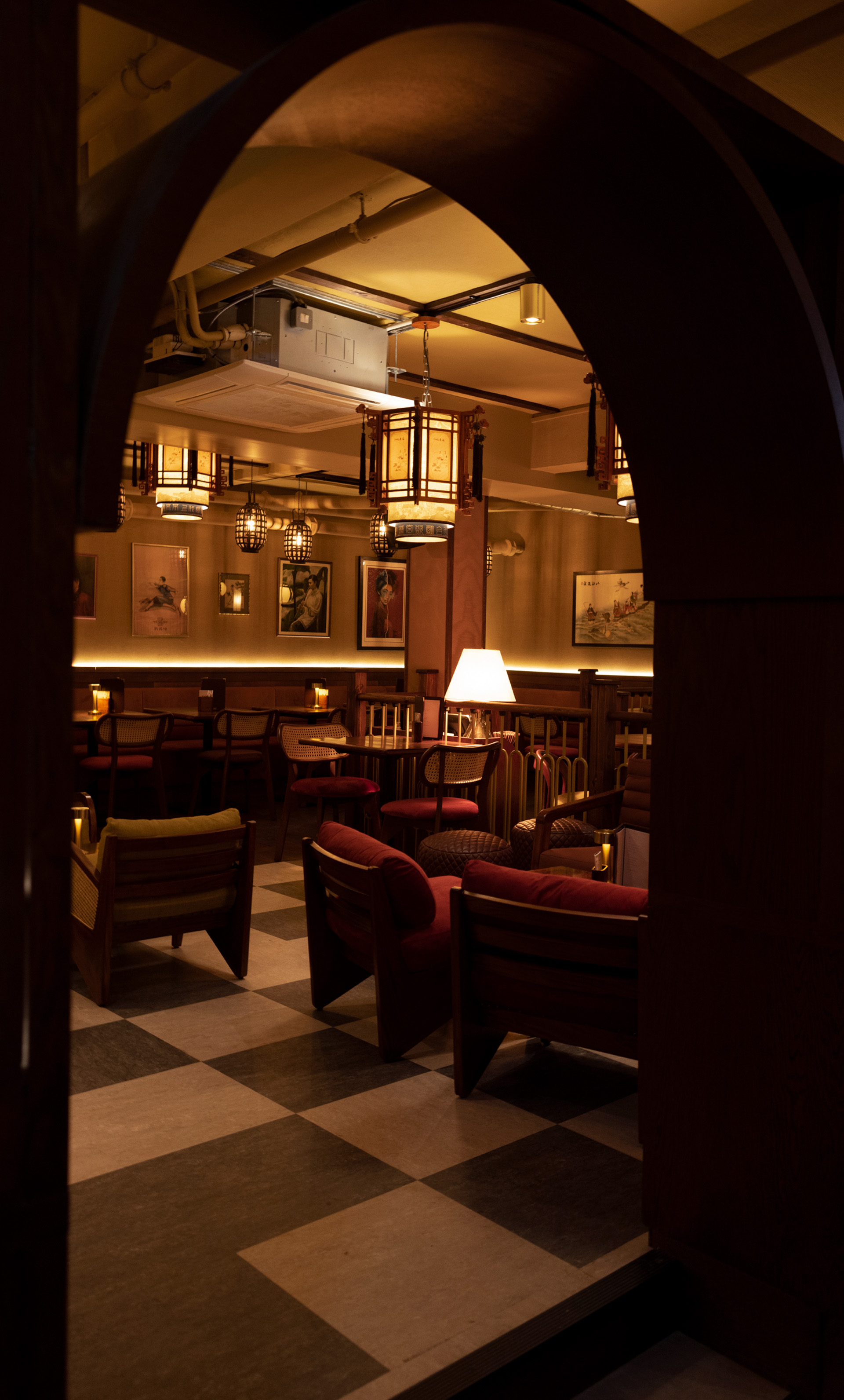 Cozy lounge area in Lucy Wong, perfect for intimate meetings and networking events.