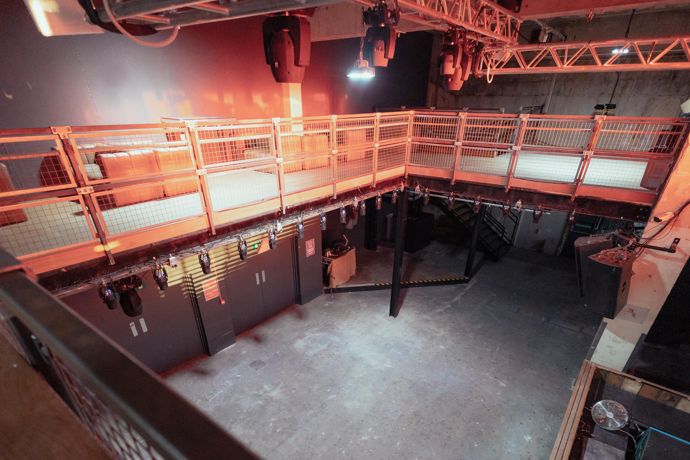 Warehouse  - yxrknwl53jg.jpg