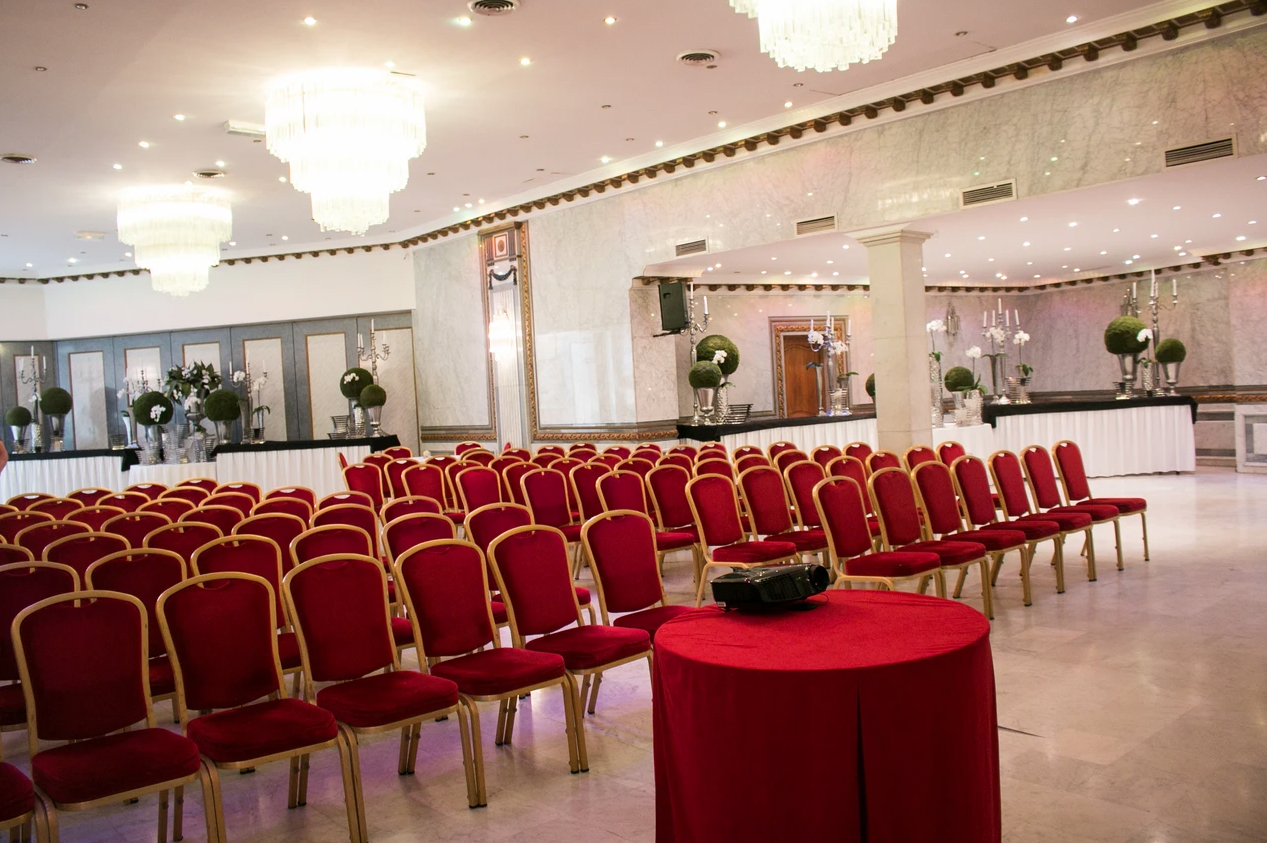 Salon Etoile - yyu03i15igc.png
