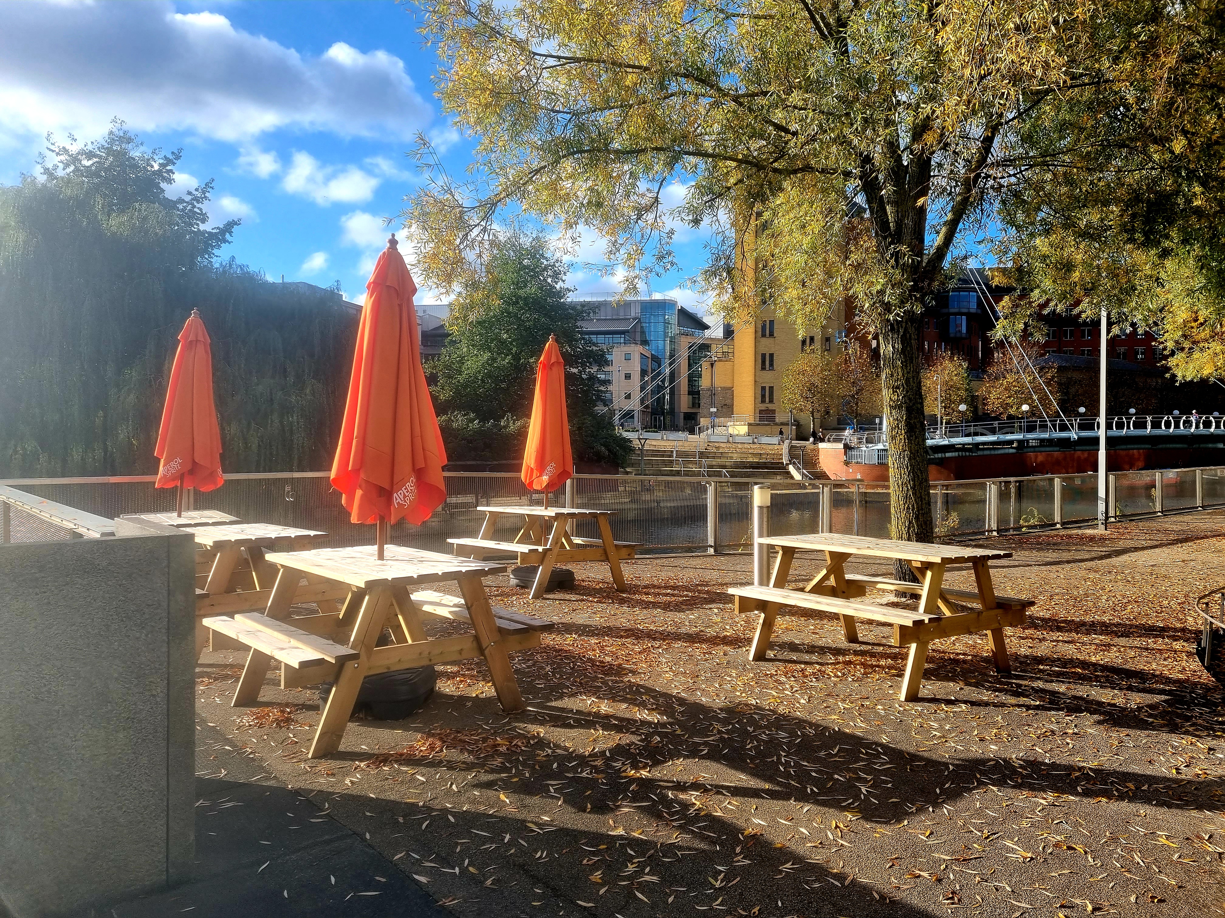 Whole Venue - npy2ciwa3bw.jpg