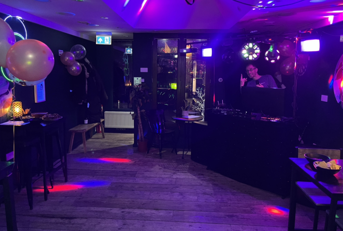 Studio 57 - ir04hn5wohq.jpg