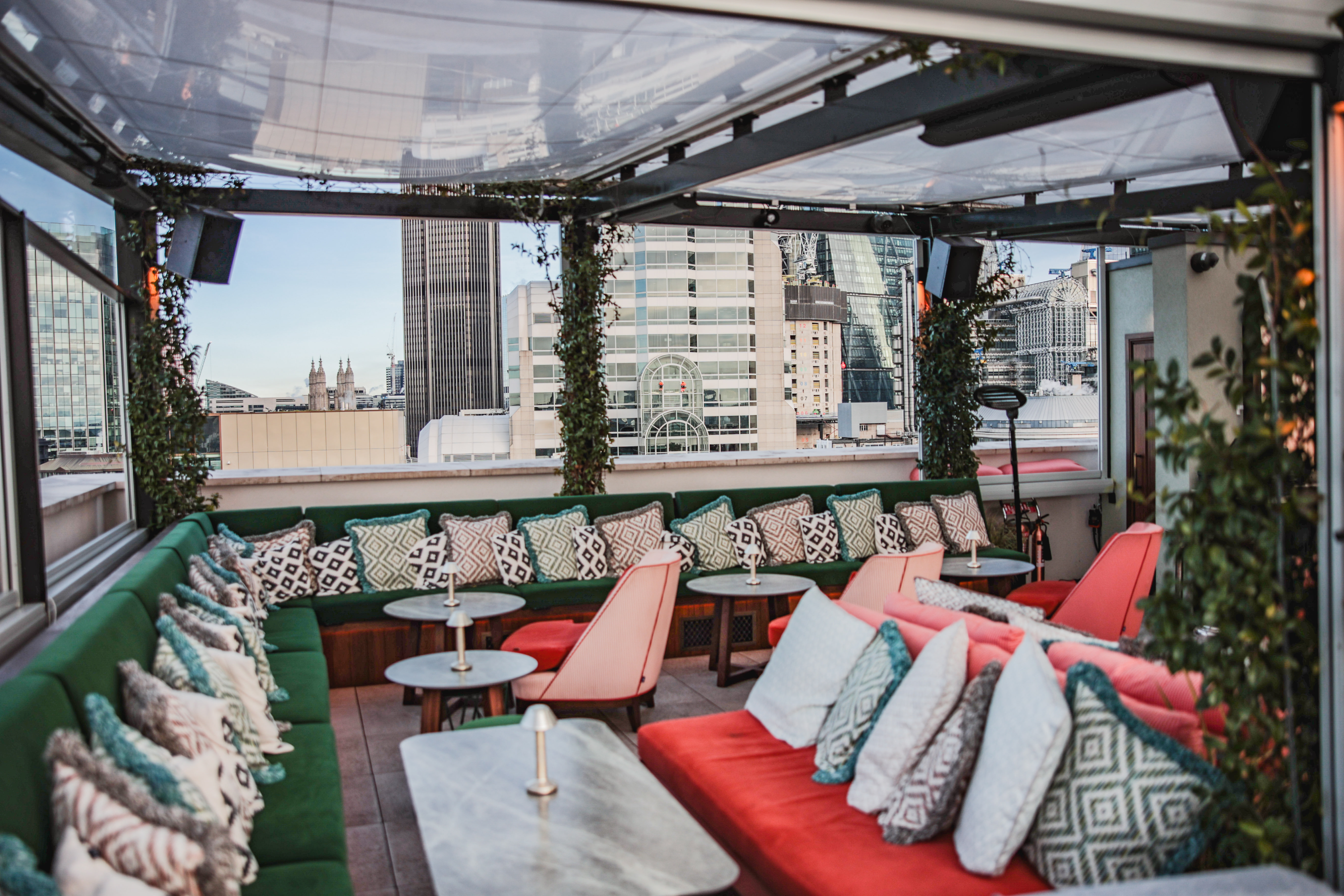 Exclusive Hire - yzf44rtb241.jpeg