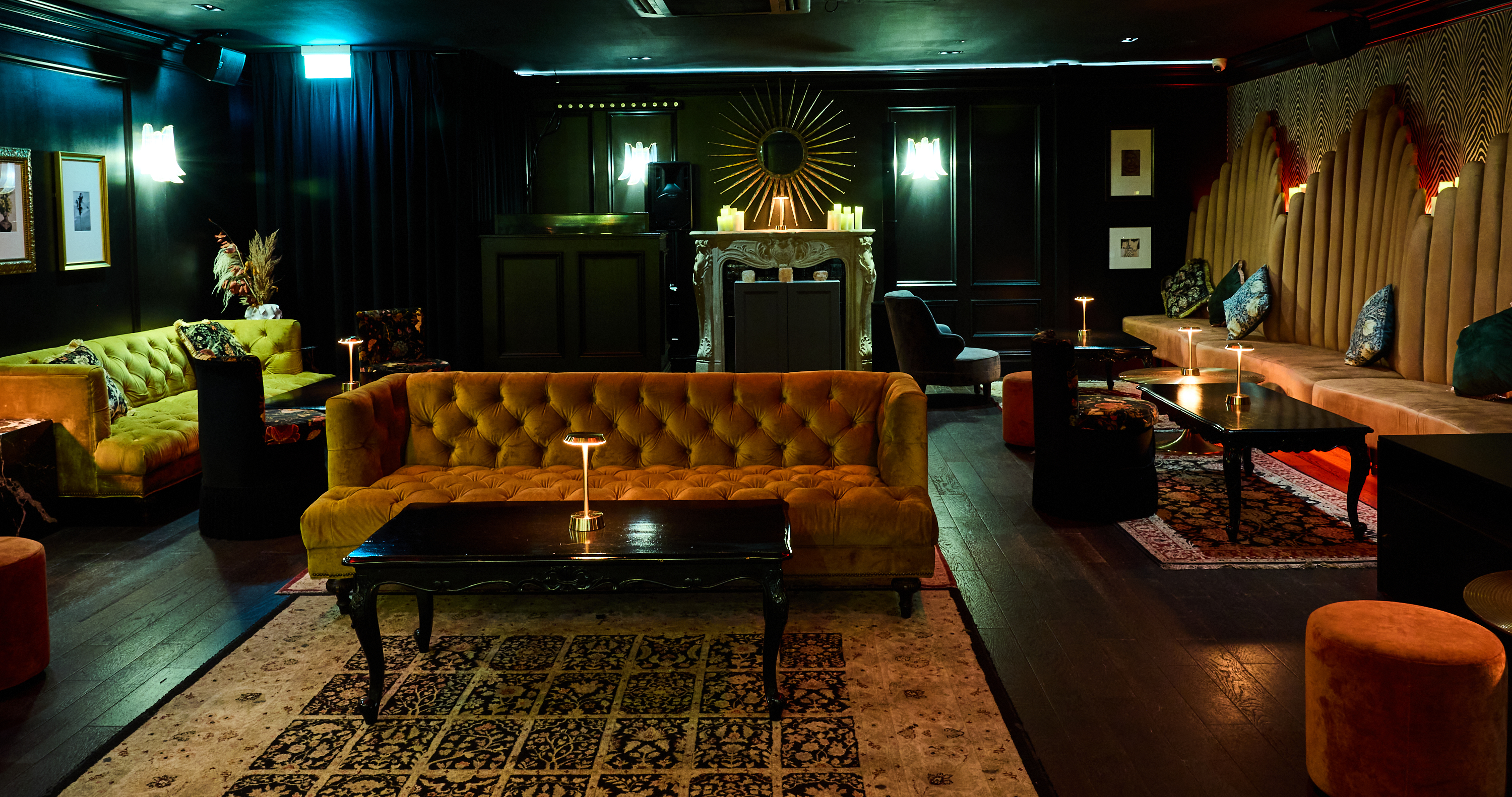 Stylish Kinnaird Lounge with plush seating, ideal for networking events and private gatherings.