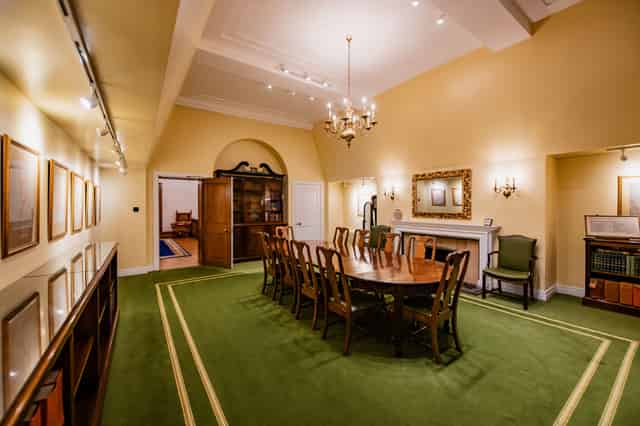 The Benchers' Library