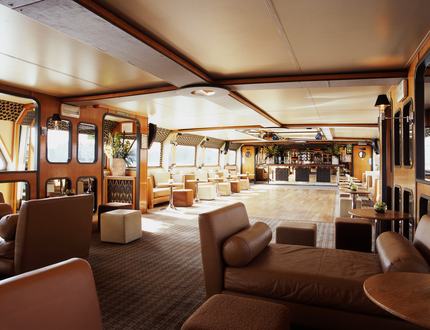 Silver Barracuda - 4iyhwjmwps3.jpg