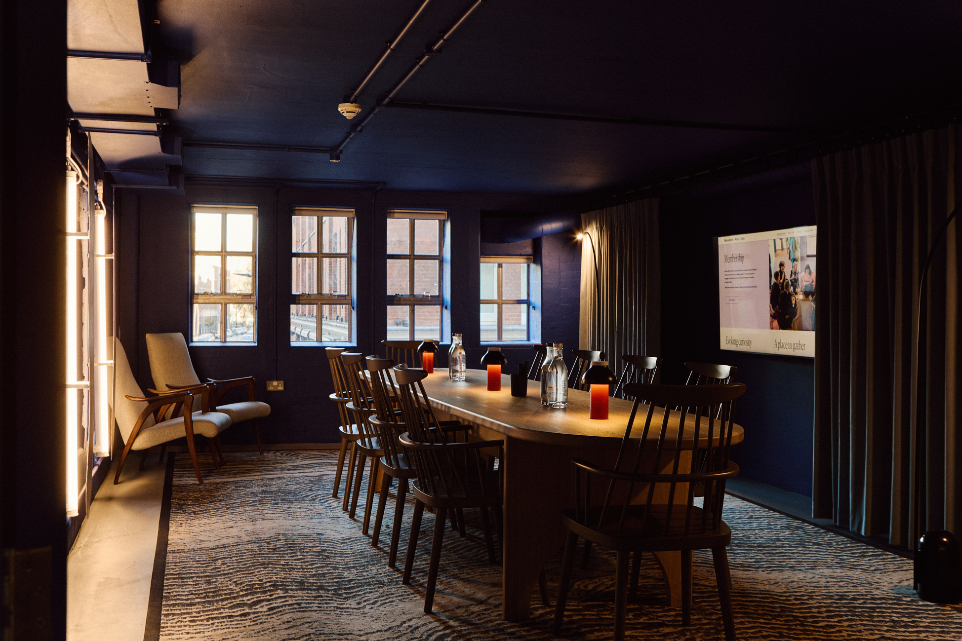 Gilbert Room - f54a11cd-6798-4f77-b52b-36d32374c6e2.jpg