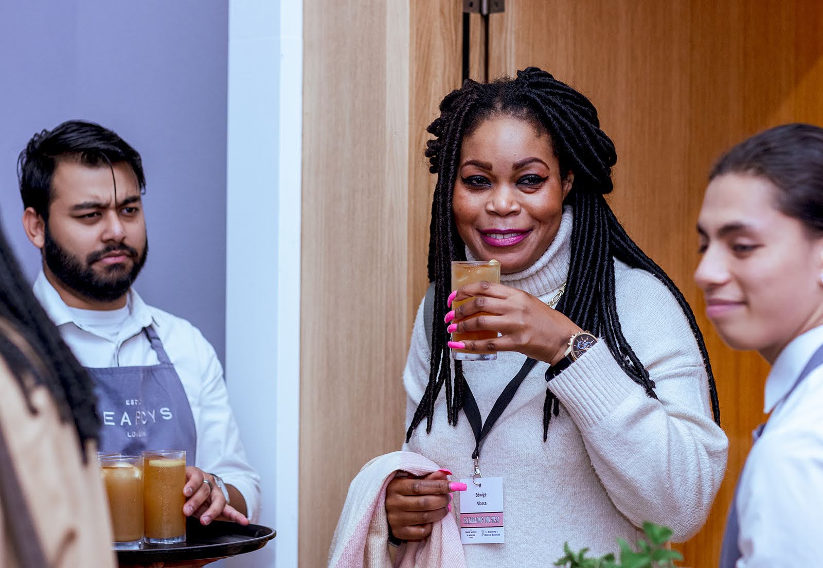 SHAPE Room - 24c20vwujei.jpg