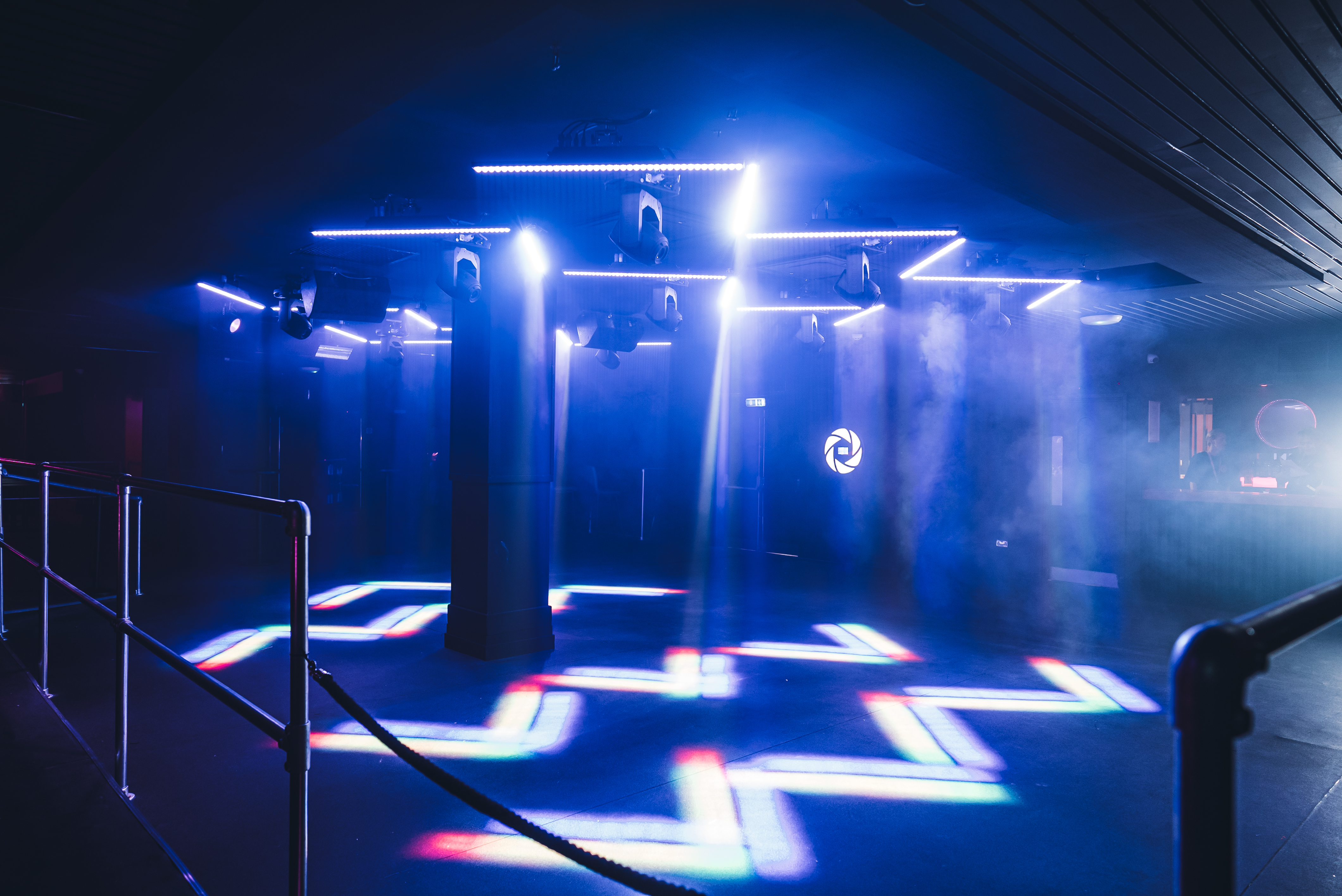 Room 2 - inzlqussfcz.jpg